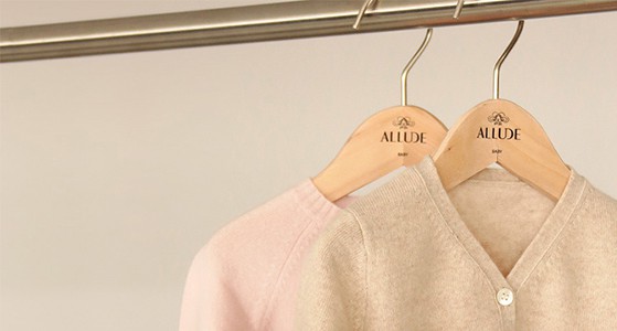 allude