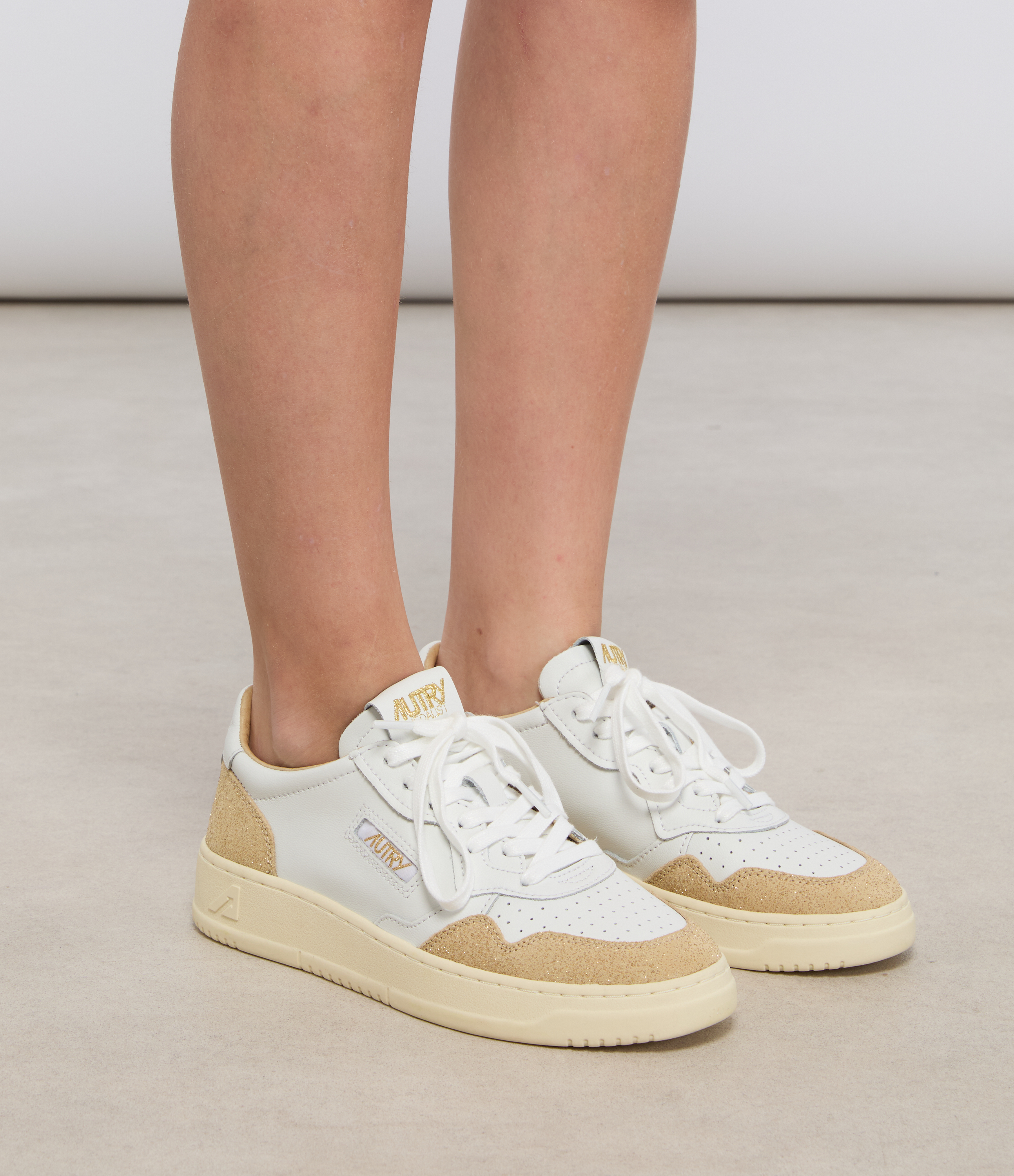 Medalist Low Soflea Spk White Ecru trainers