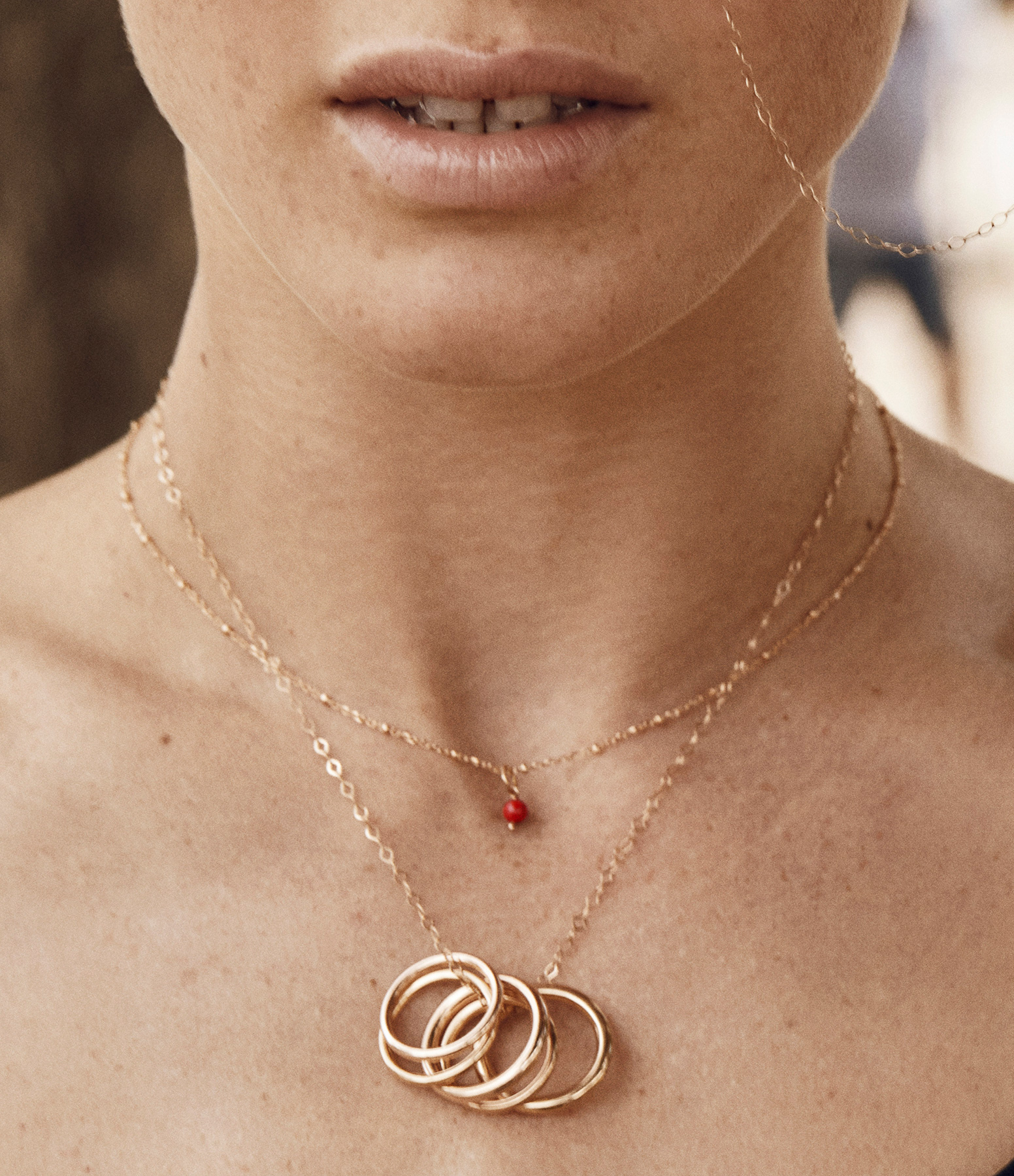 Small Coral Pearl Pendant in Rose Gold