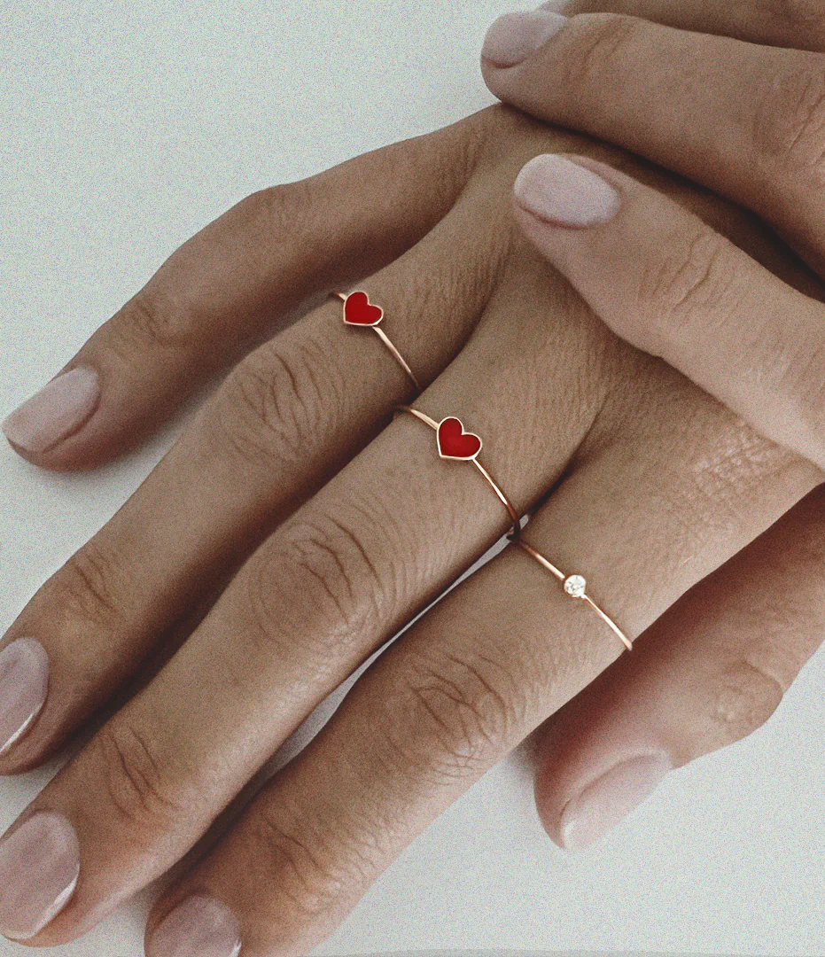 Red Enamelled Heart Emoji Ring in Rose Gold