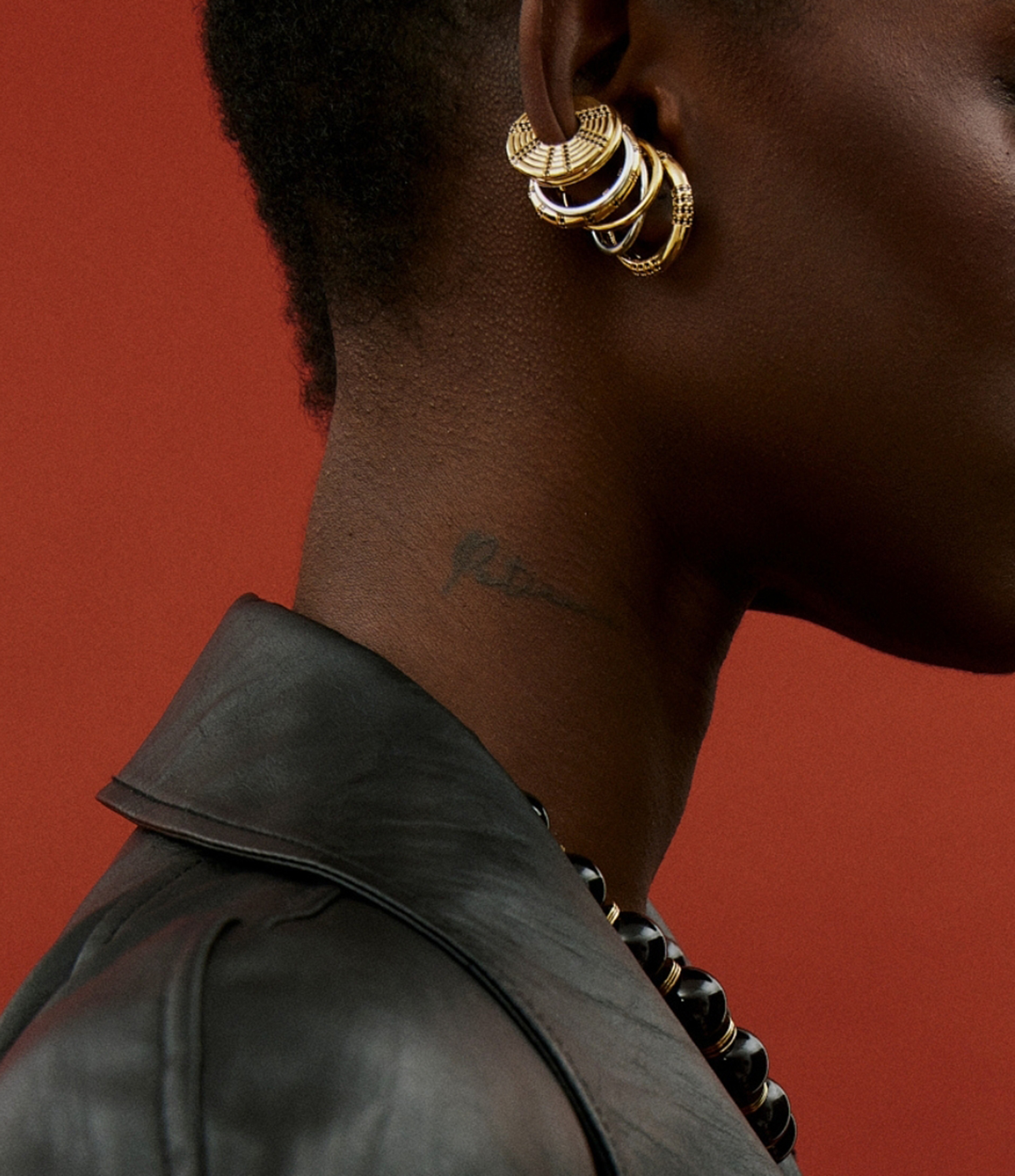Deca Black Earring