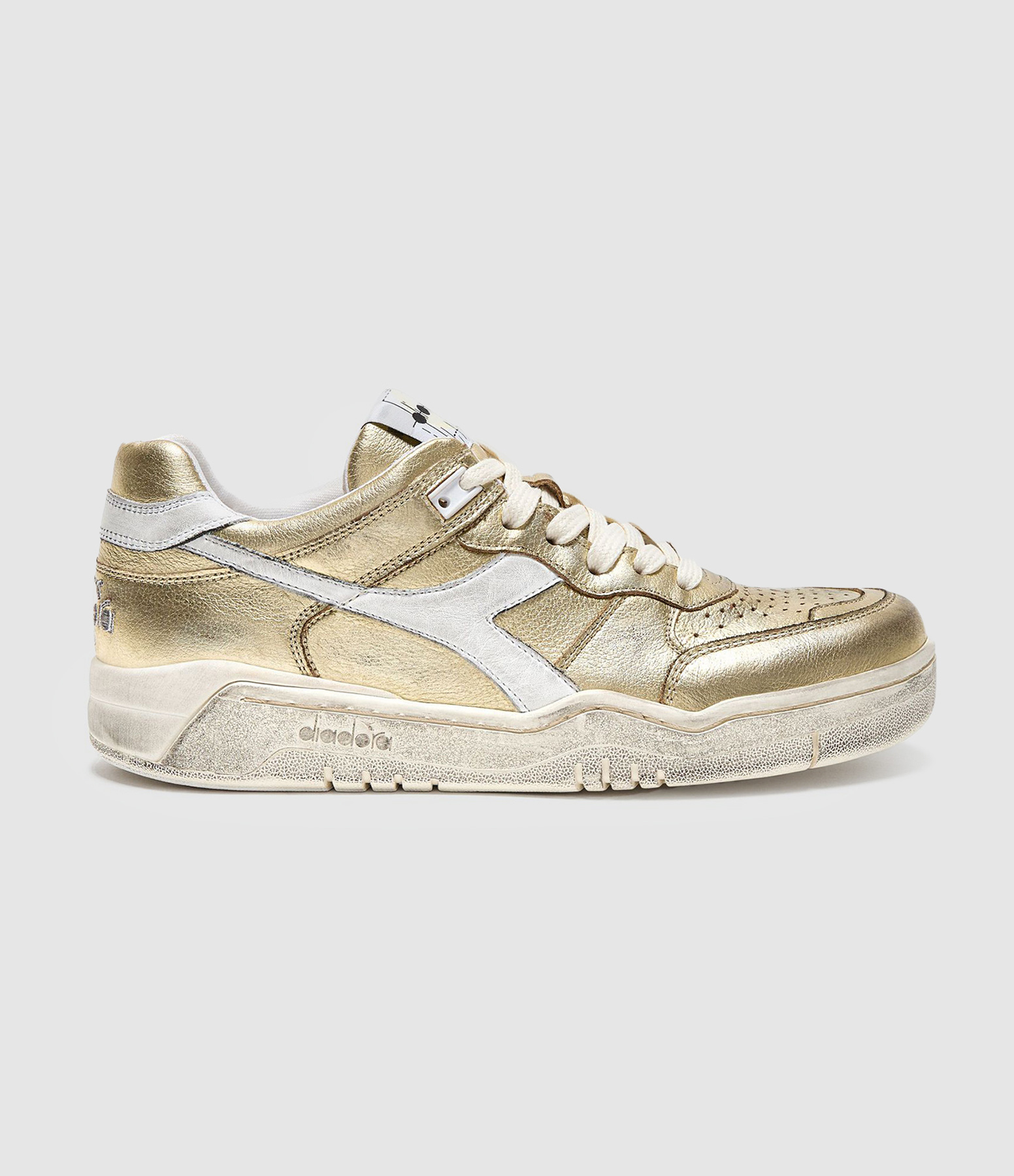B.560 Metal Wn Low-Top Trainers in Bianco Sospiro Leather