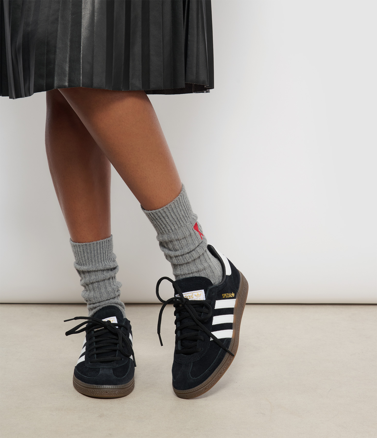 Handball Spezial Trainers – Black, White, Rubber
