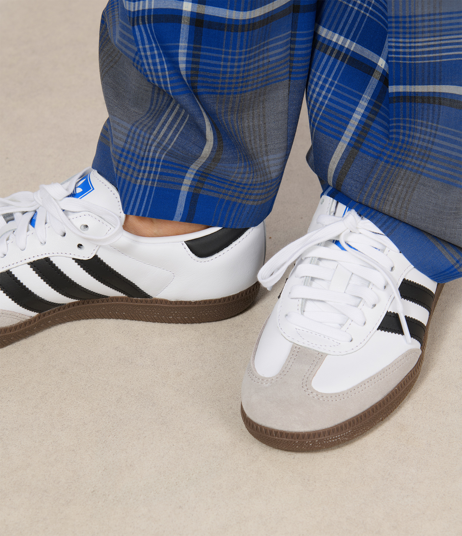 Samba OG trainers in White, Black and Granite