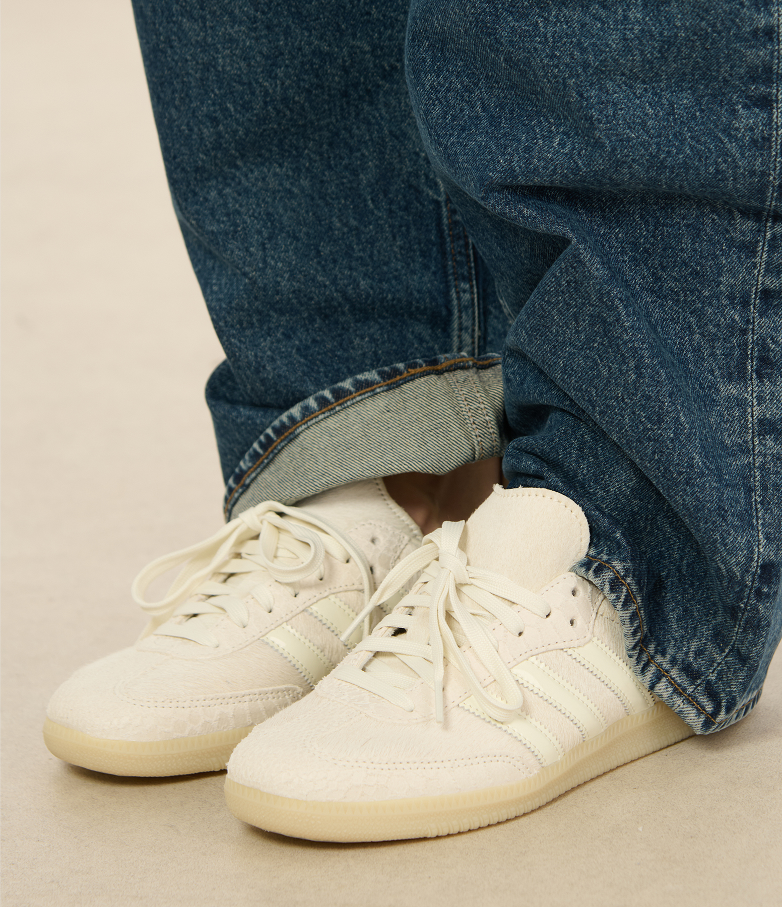 Samba OG W trainers in Off-White/Off-White/Crystal Linen