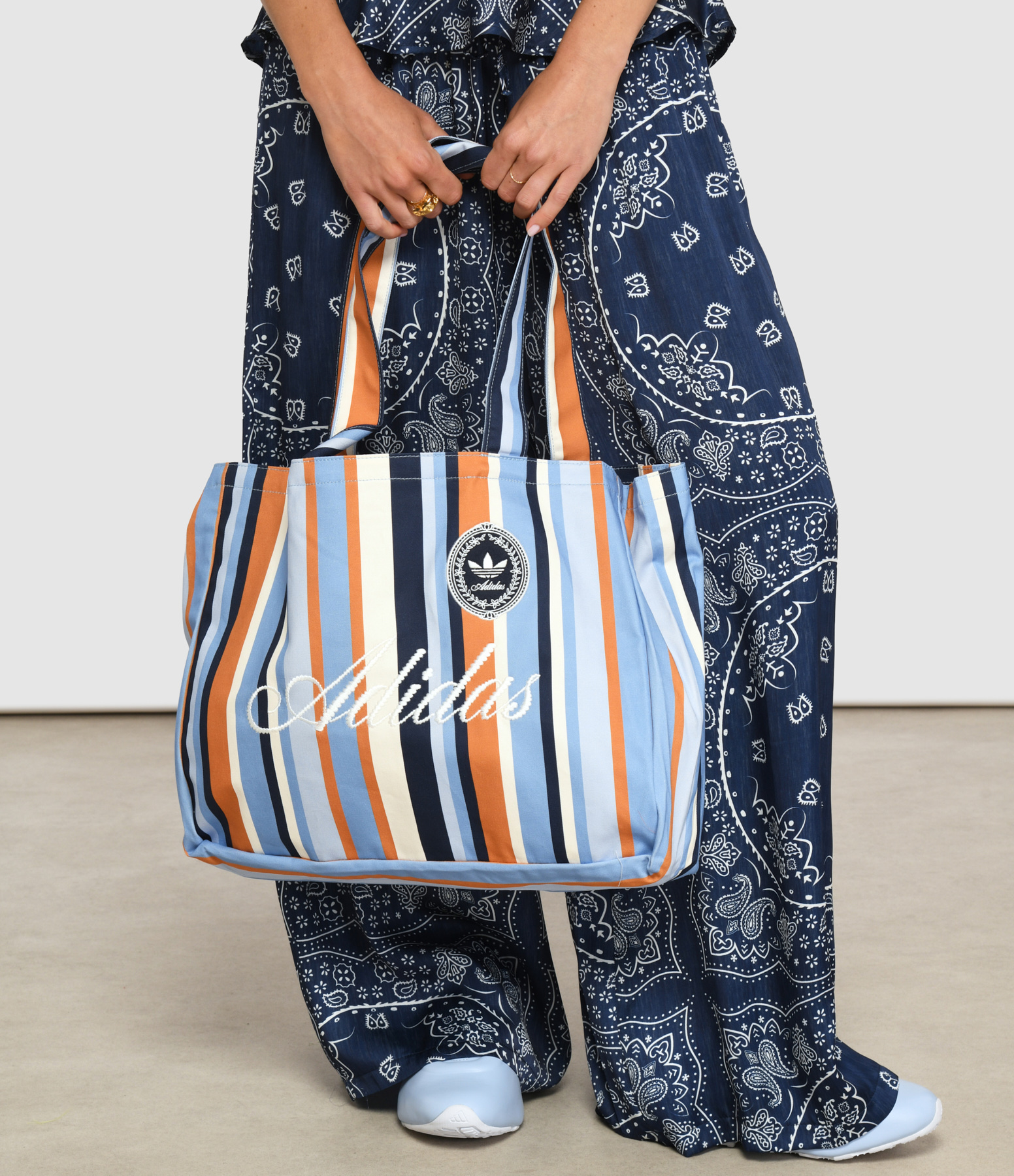 Off-White/Crystal Sky Tote Bag, Summer Glow Capsule Collection