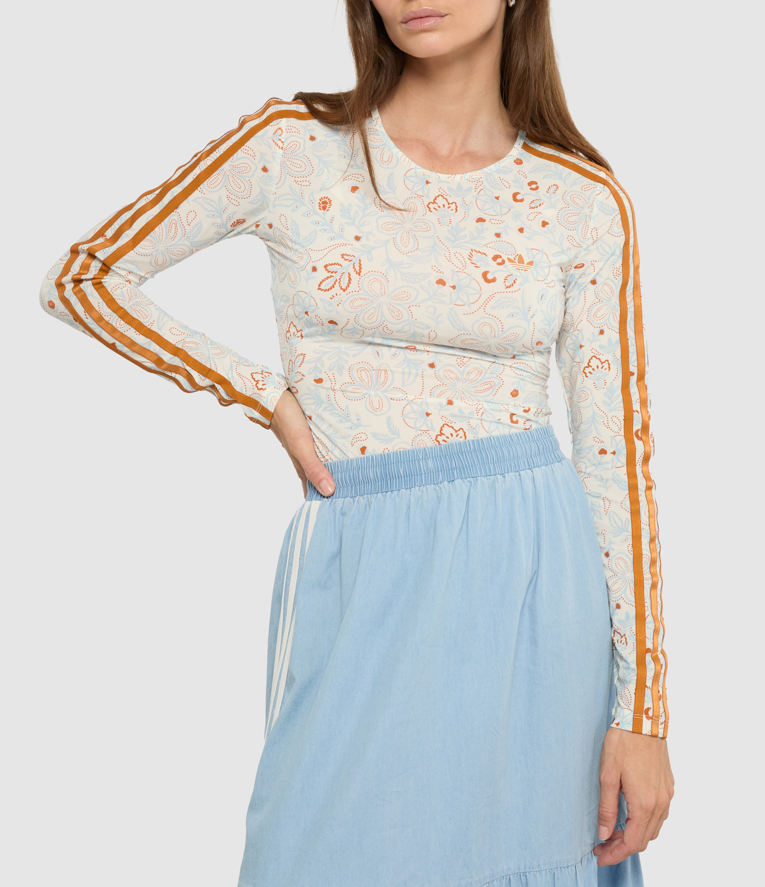 Top Mesh Gfx Ls Off-White/Rustic Orange, Summer Glow Capsule Collection