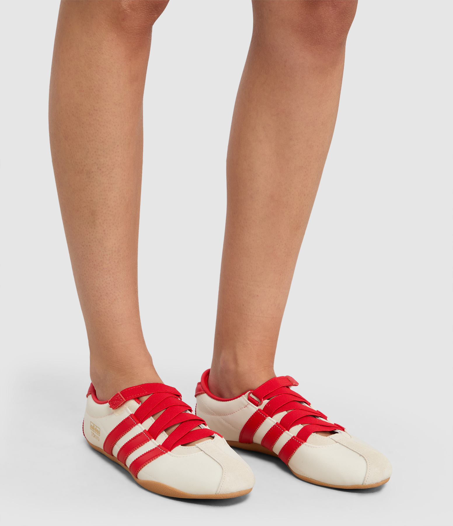Tokyo Cream White/Red/Gold Metallic trainers