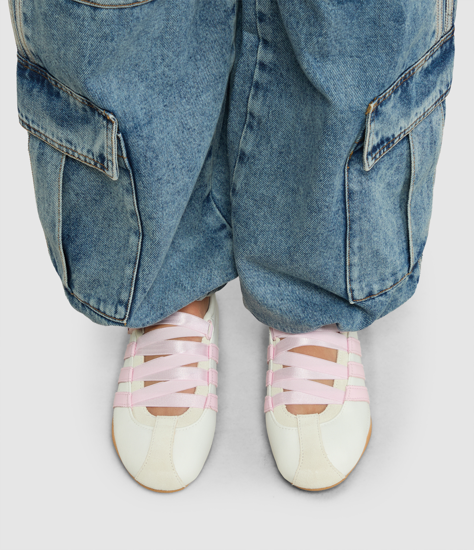 Tokyo trainers in Off-White/Clear Pink/Gum 3