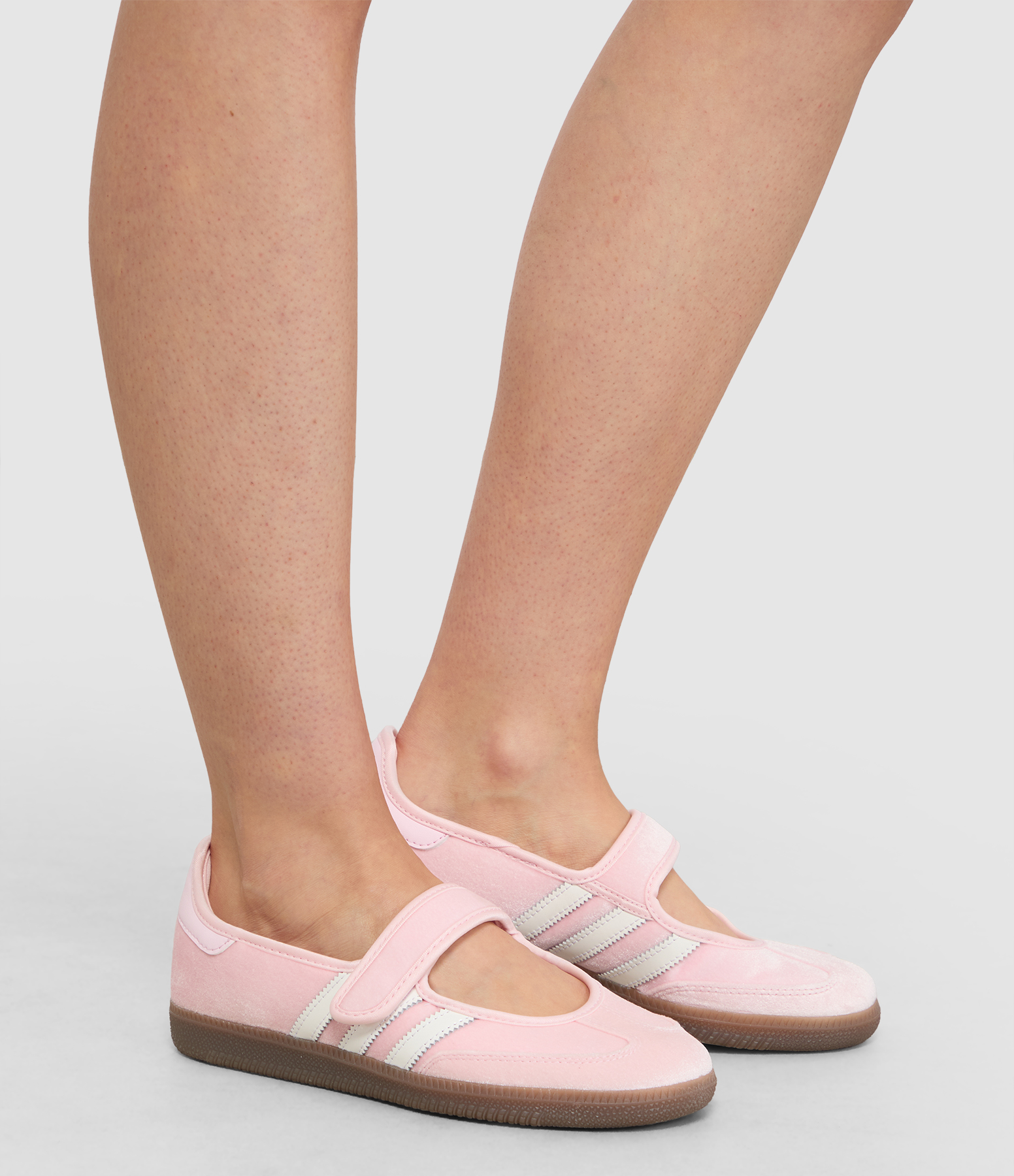 Samba Jane trainers in Clear Pink/Ftwr White/Gum5