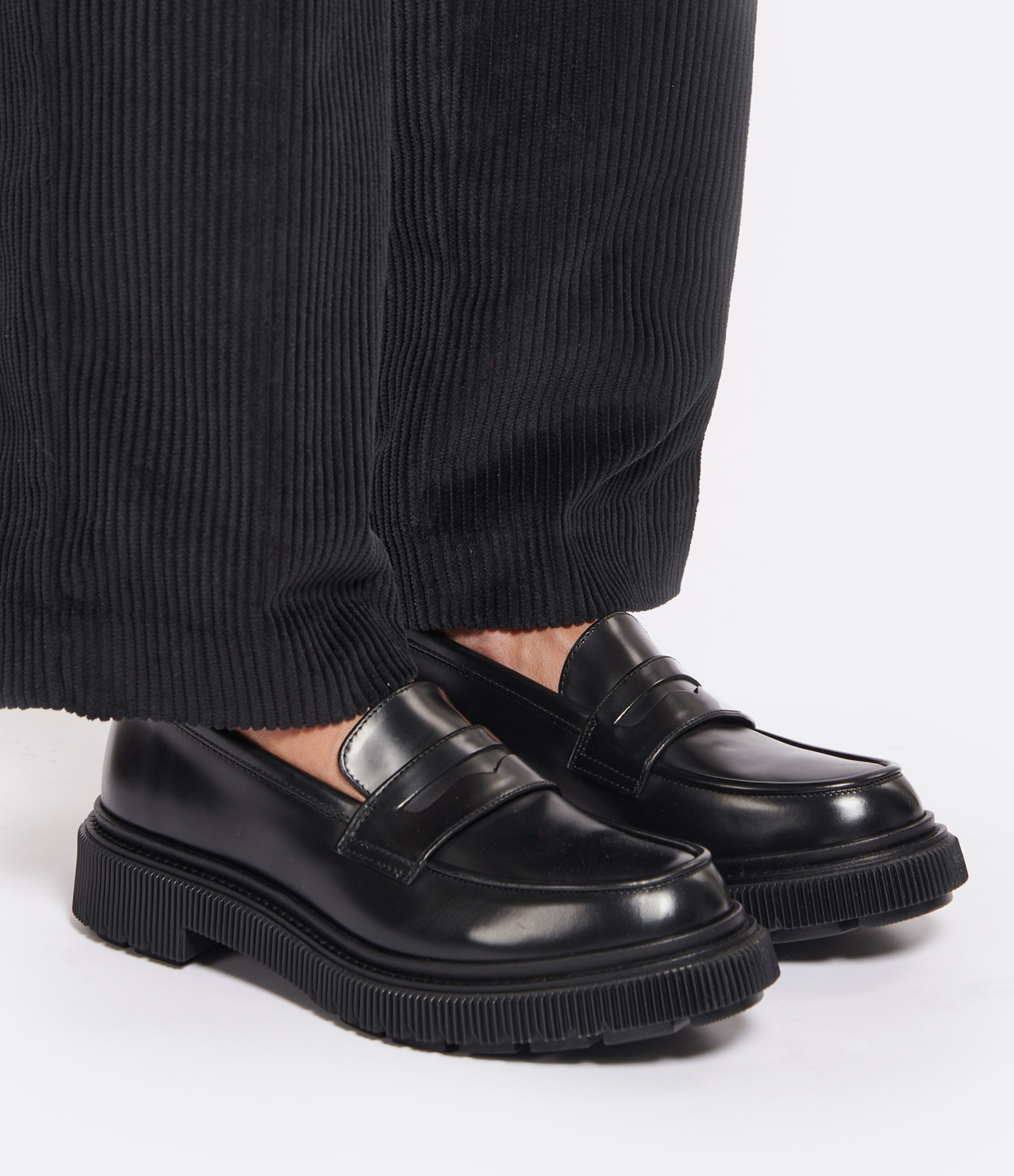 Type 159 Black Leather Loafers