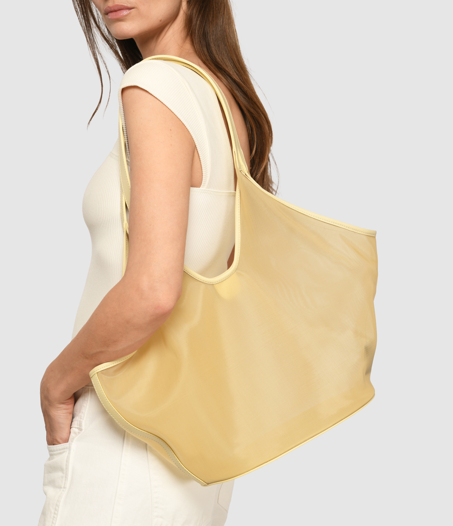 Phantom Tote Mesh Bag in Butterscotch