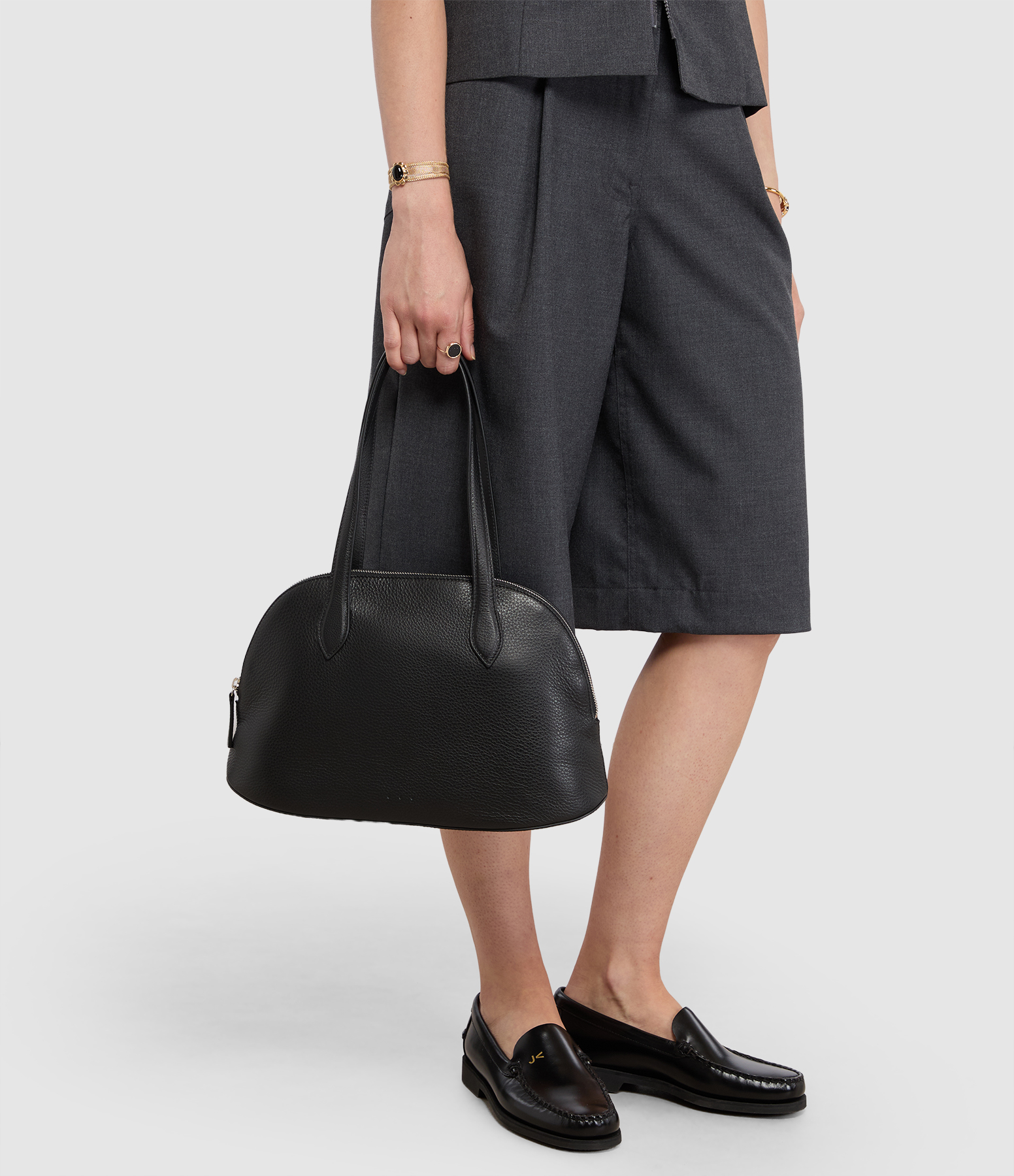 Cosmo Soft Grain Black Bag