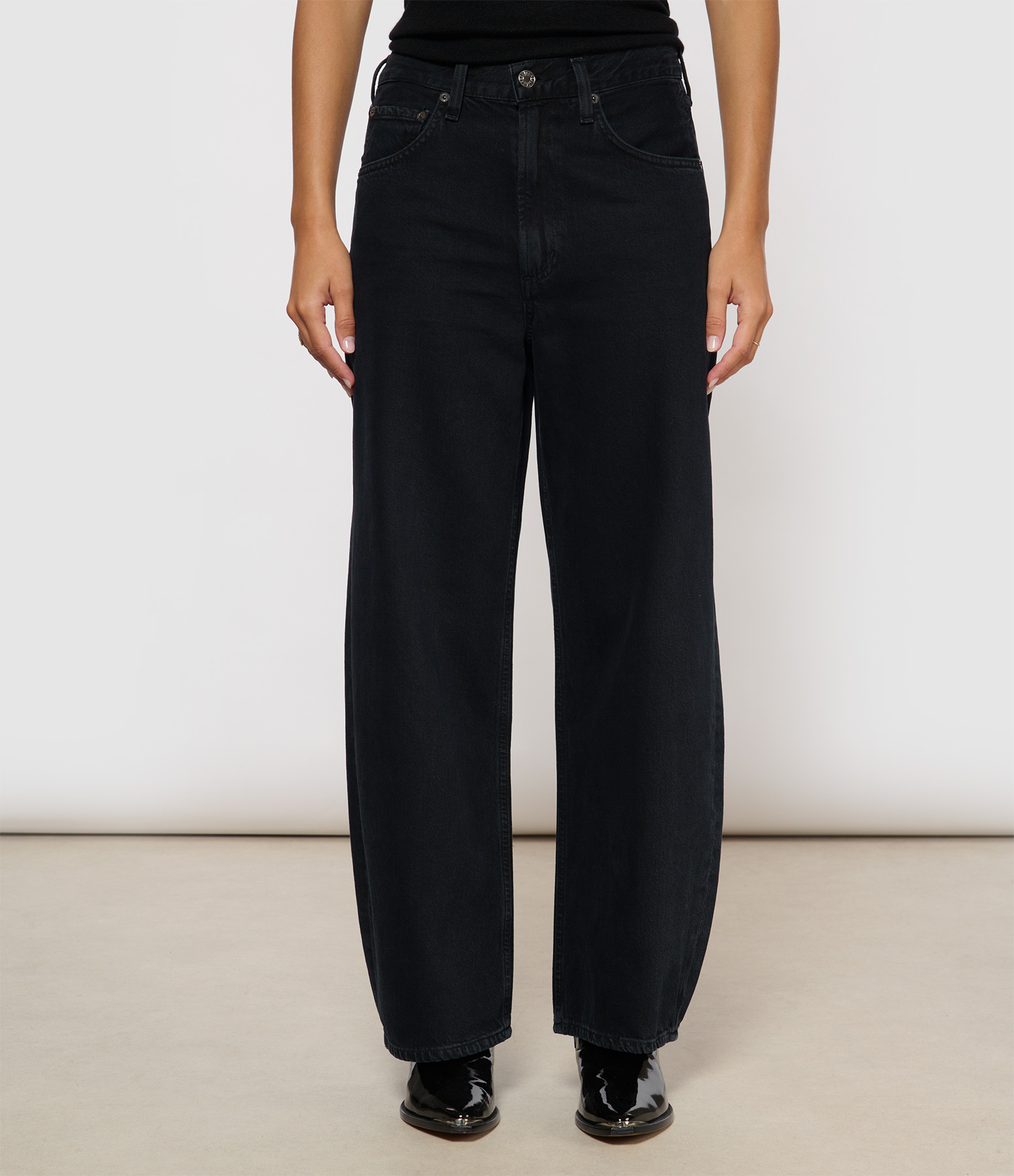 Low-rise Crushed Crop Jeans