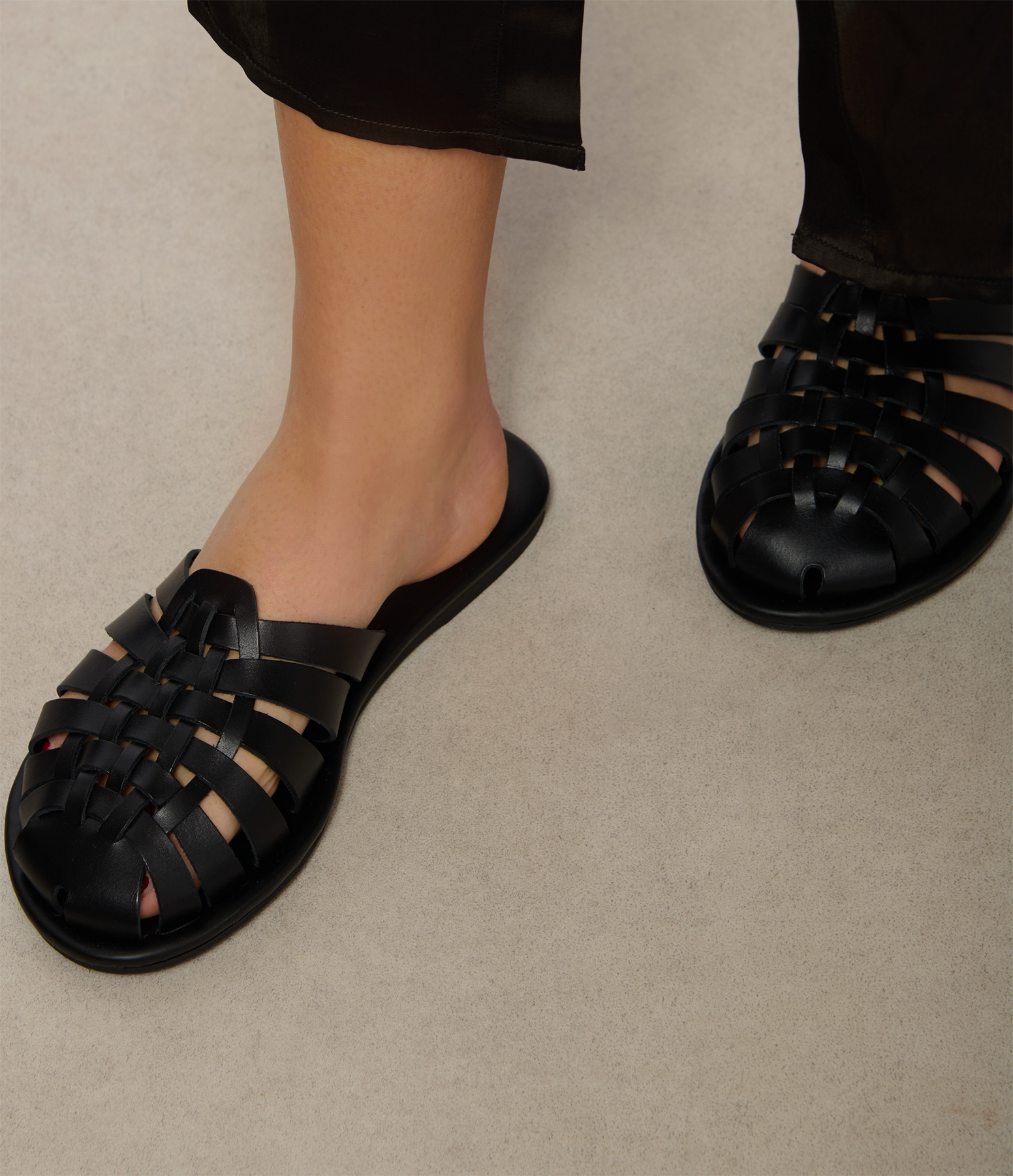 Matina All Black Sandals