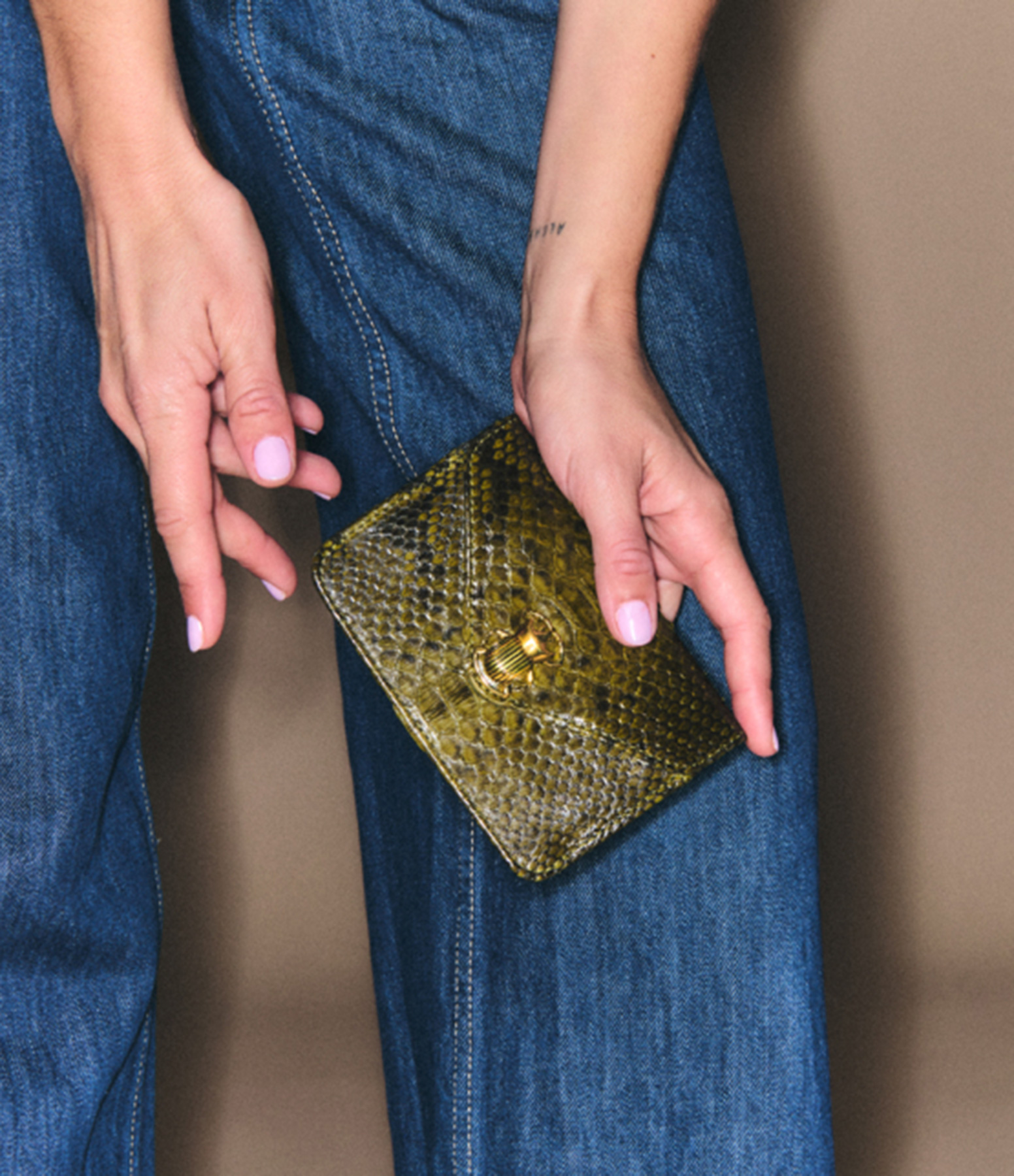 Alex Python Card Holder in Khaki