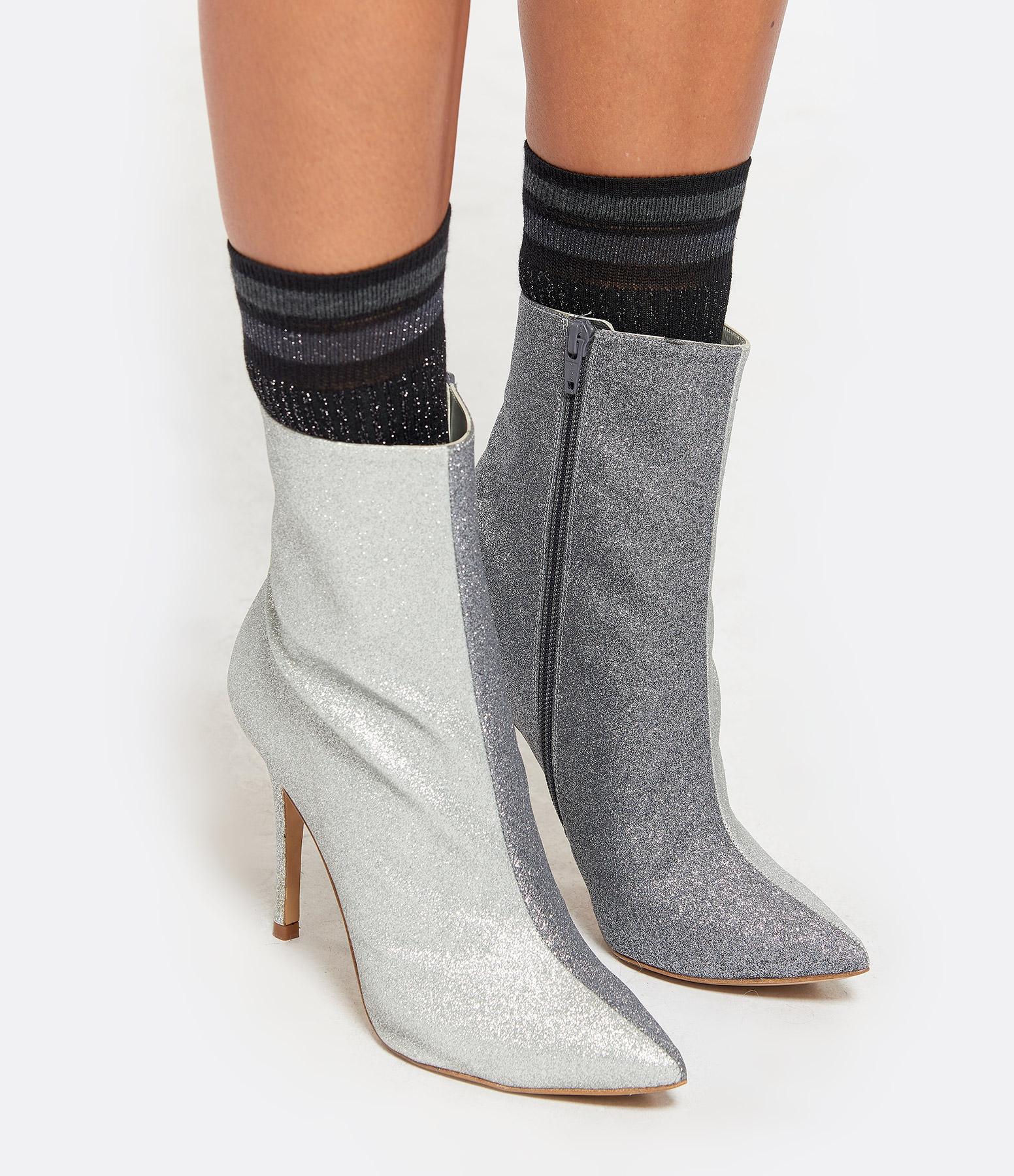Two-tone Ankle Boots with 9 Sequins – Oyster
