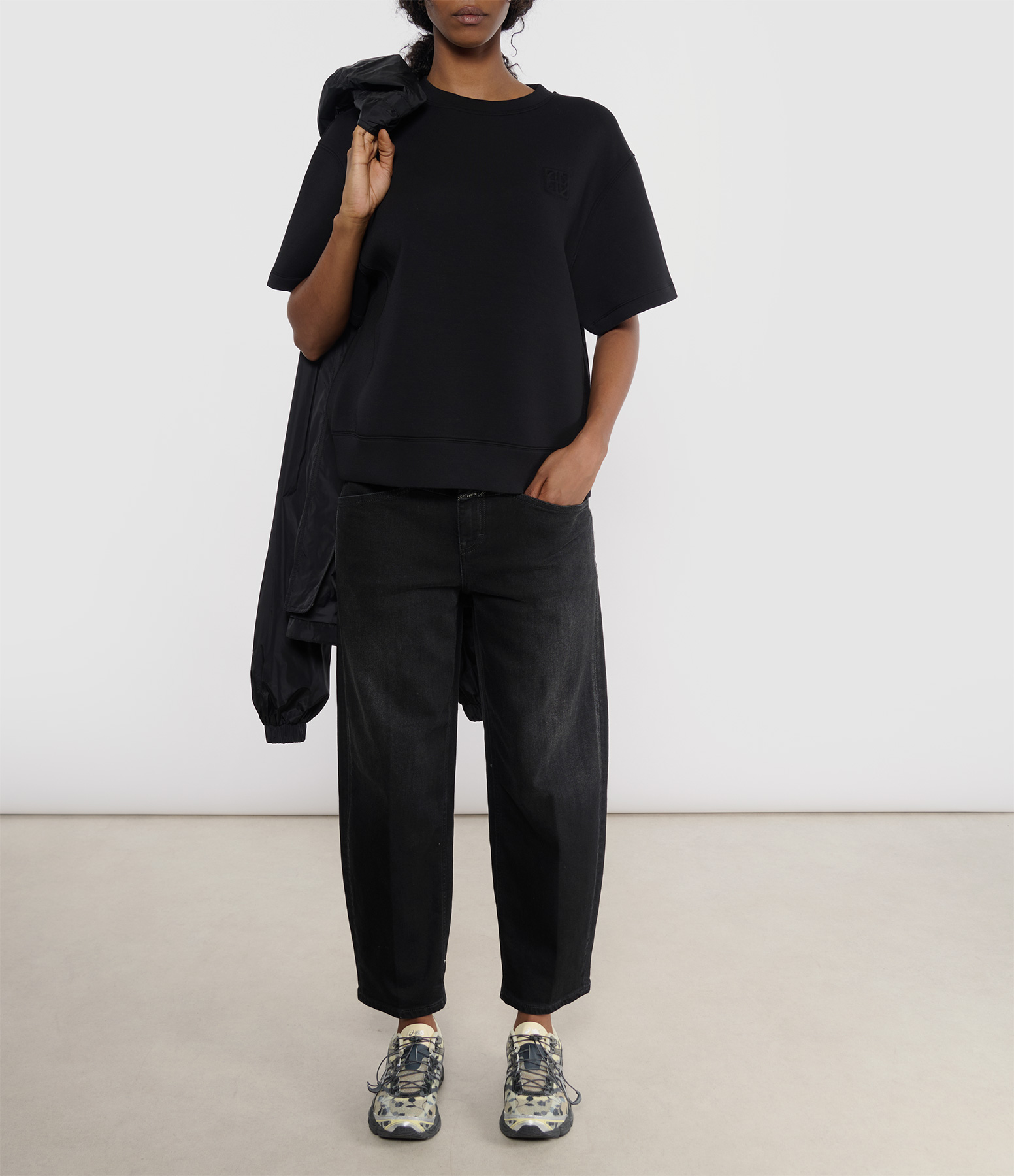 Jadon Framed Monogram Black Sweatshirt
