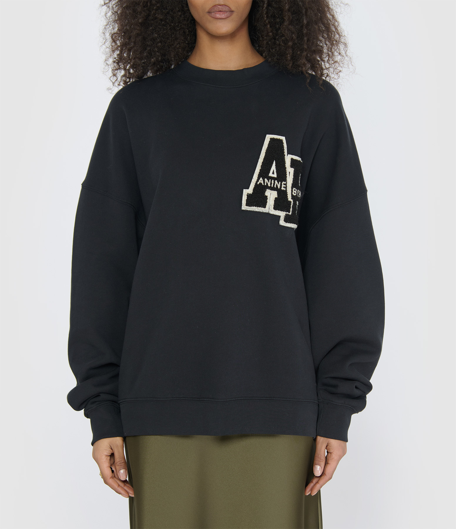 Miles Black Sweatshirt