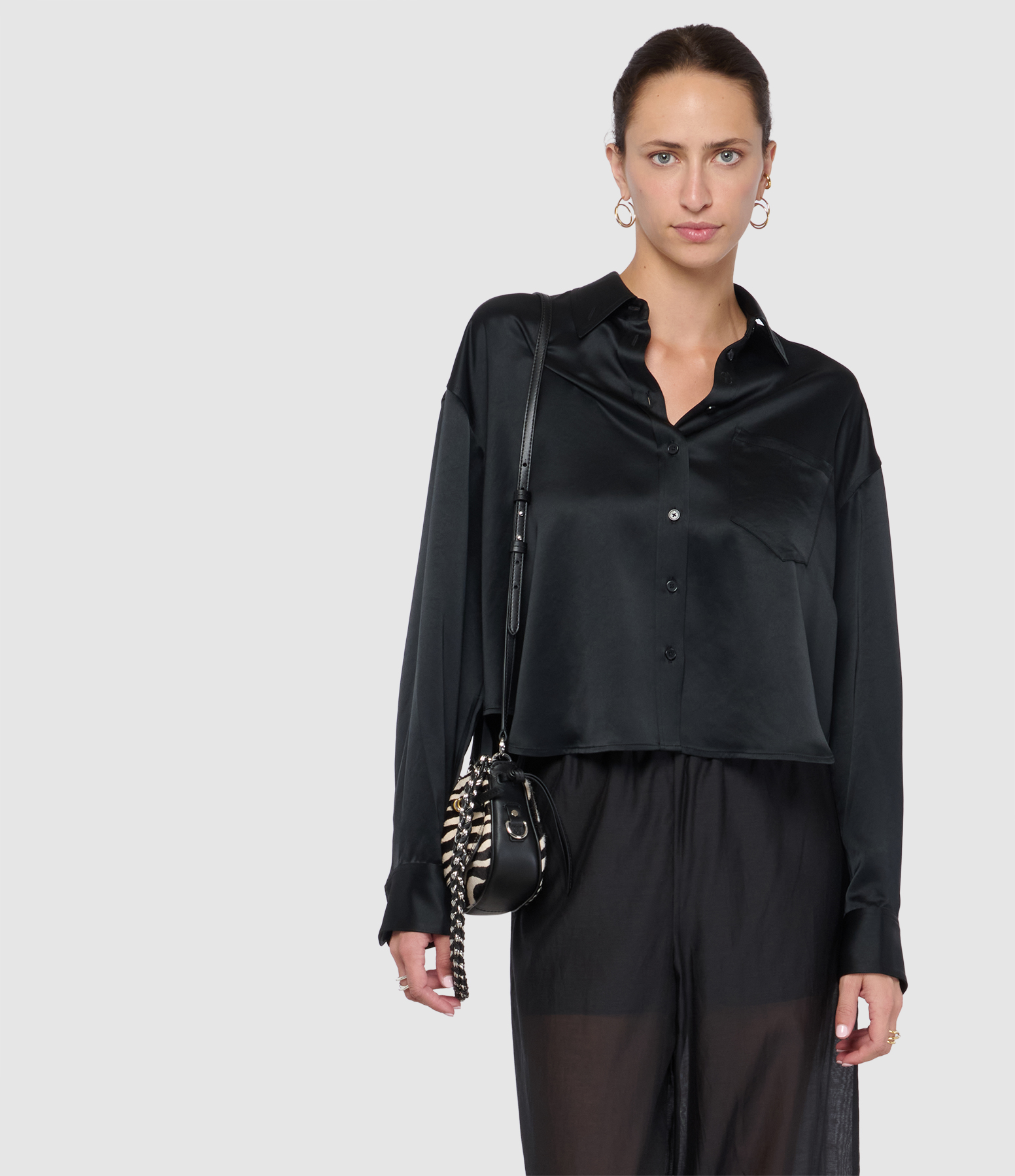Scott Cropped Black Shirt