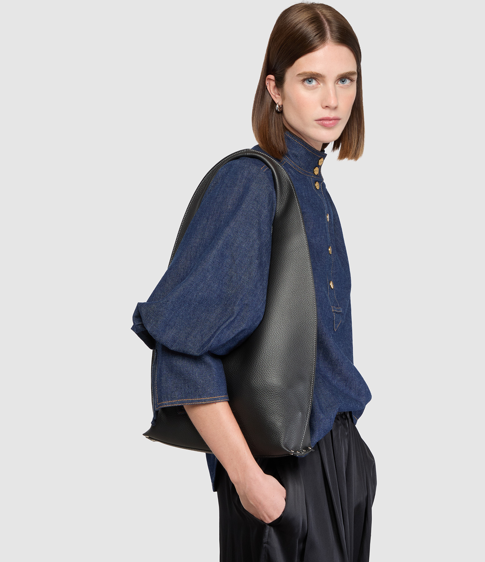 Le Neige Clou Black Bag