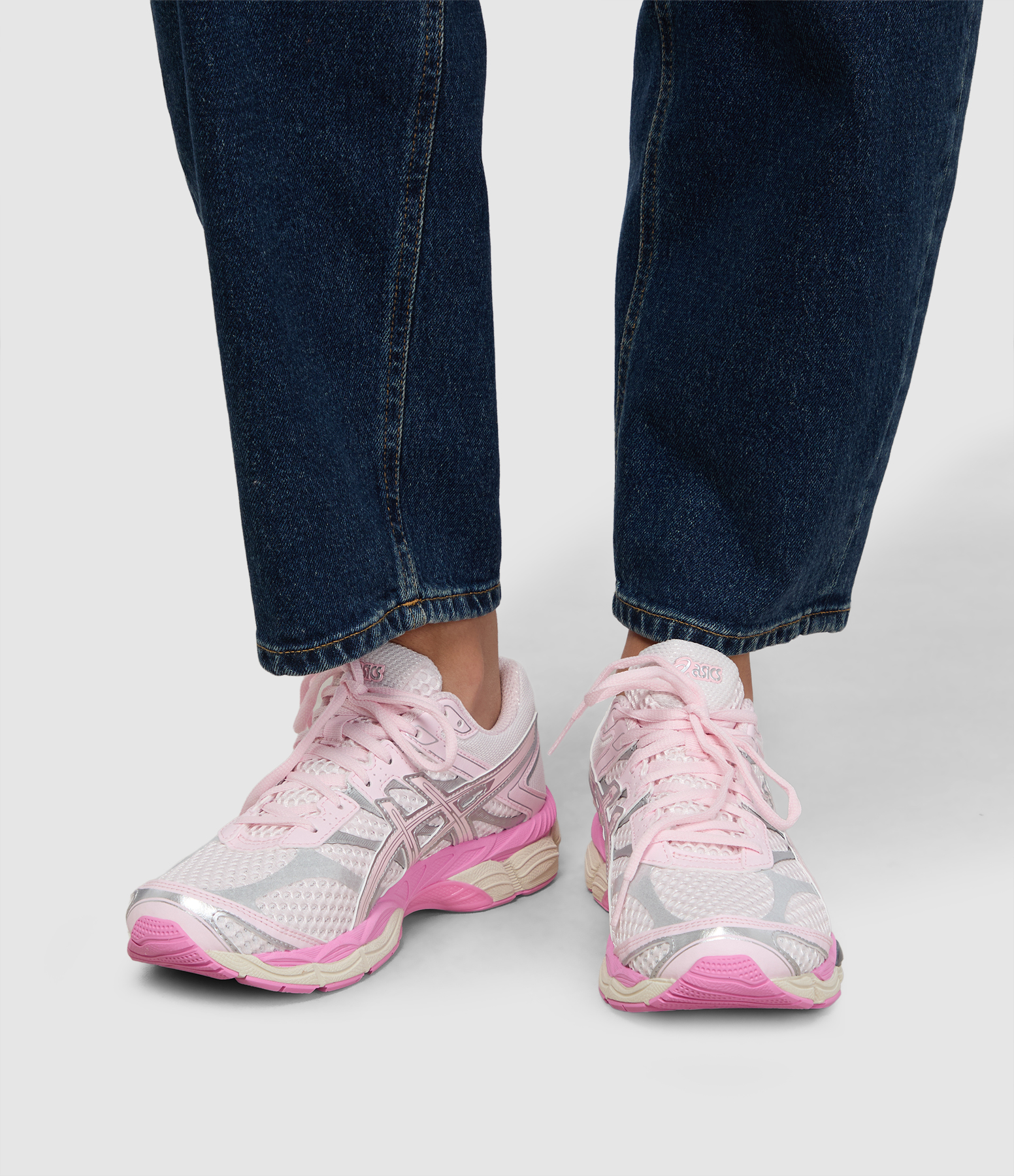 Gel-Cumulus 16 trainers in Pale Pink and Pink Salt