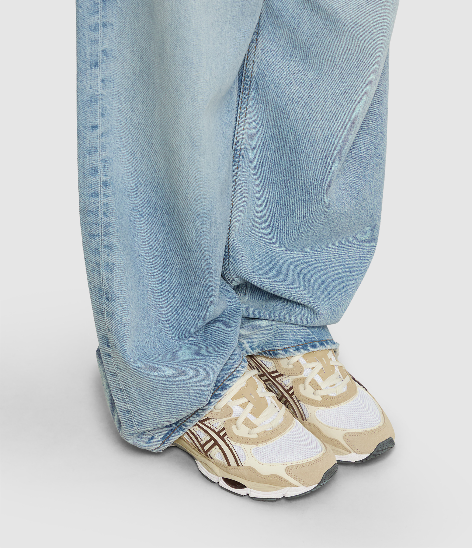 Gel-Nyc White Roasted Coffee trainers