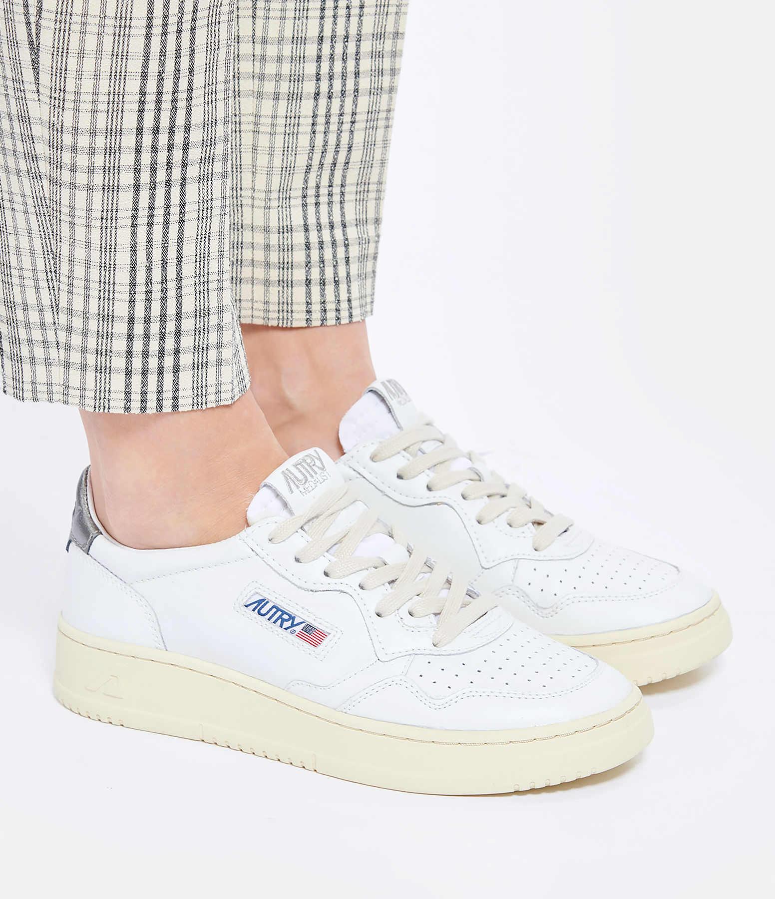 Medalist Leather Trainers – White, Silver