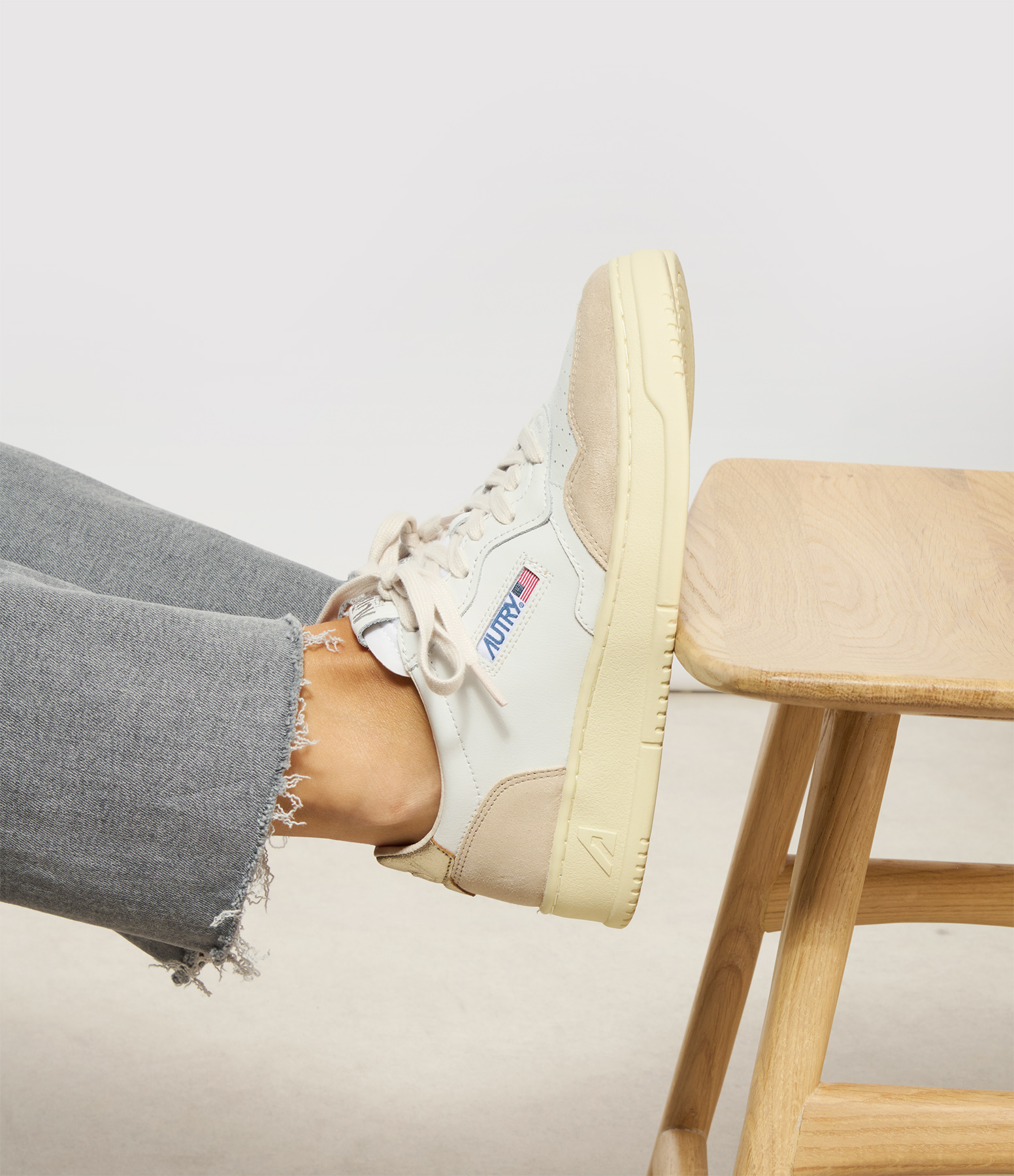 Medalist Leather Trainers in White, Beige and Gold
