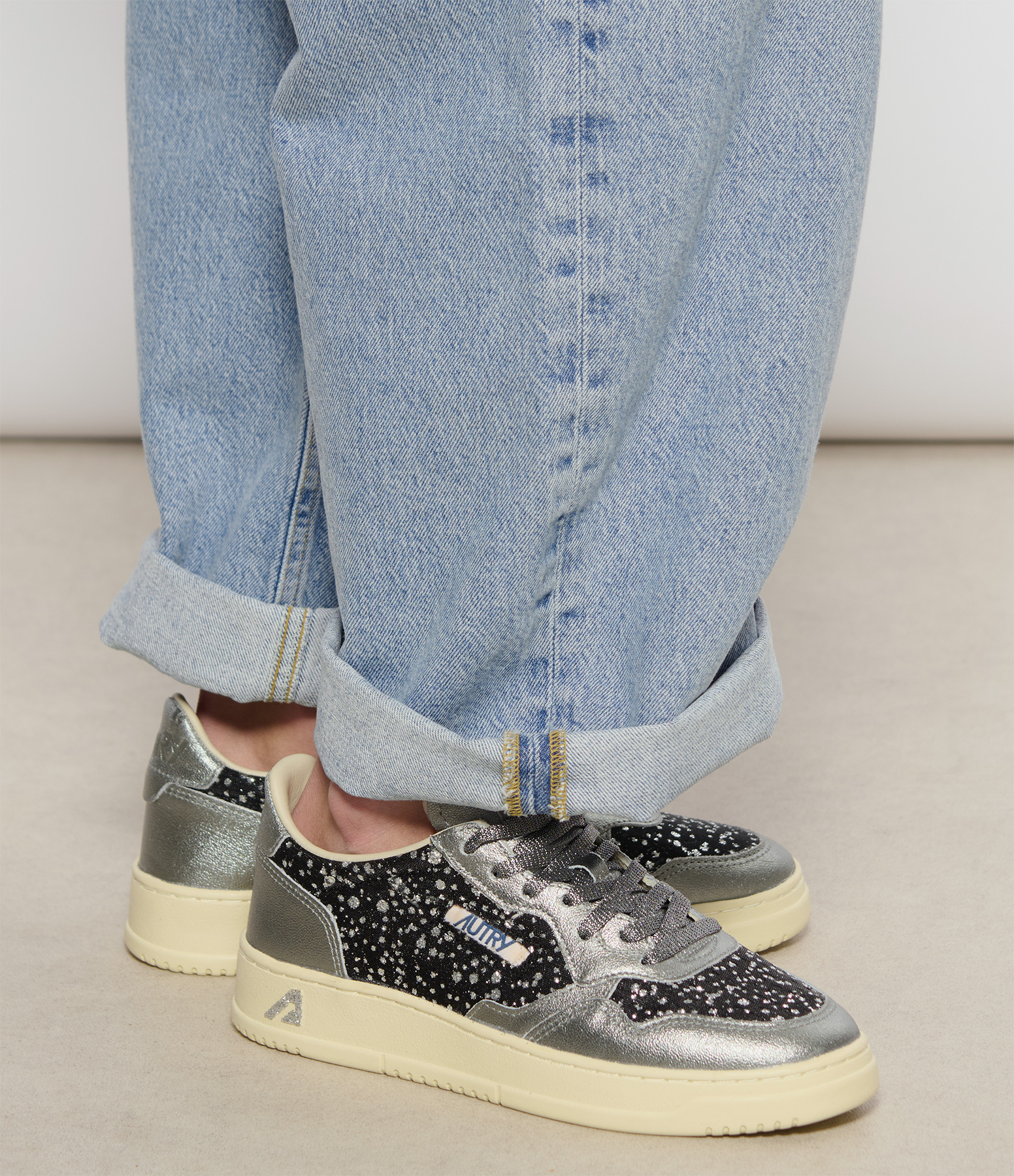 Medalist Low Women’s Trainers – Fabric Lam Blk Steel
