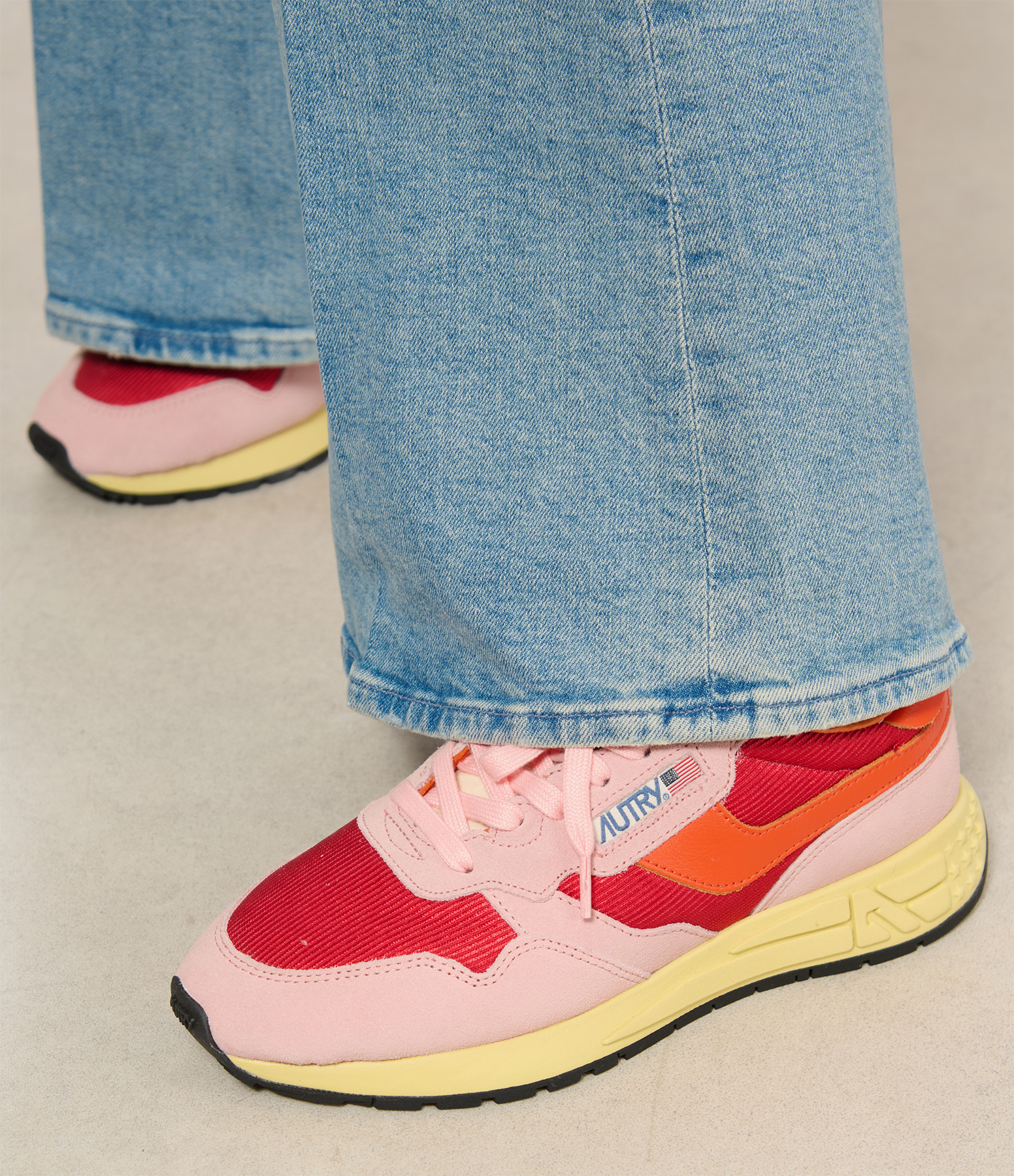Reelwind Low Women’s Suede Mesh Lava Ibis Trainers