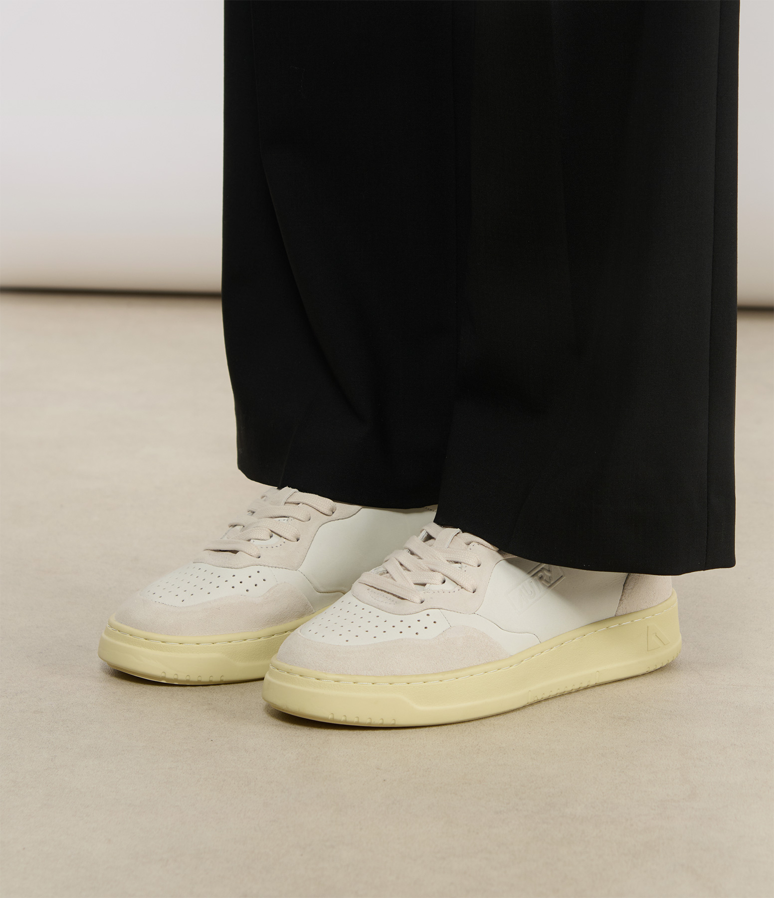 Nab Sue Women’s Medalist Low Trainers