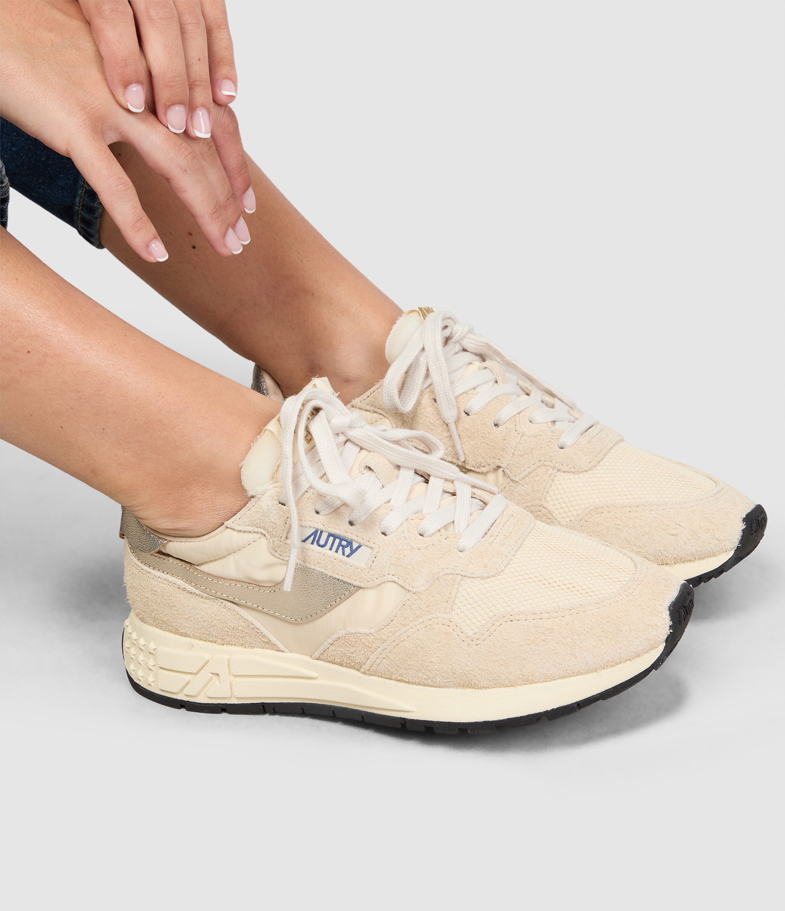Reelwind Low Suenyl Lam Ecru Platinium trainers