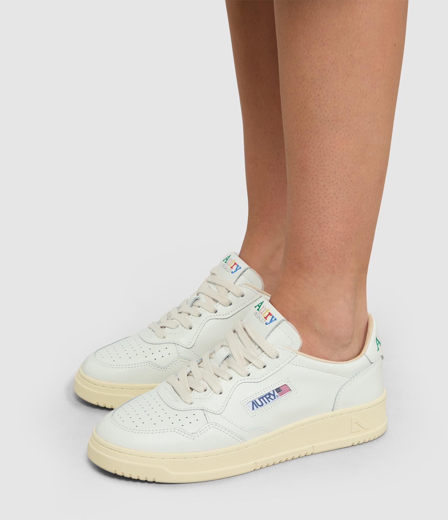 Medalist Low Lea Lealogo White trainers