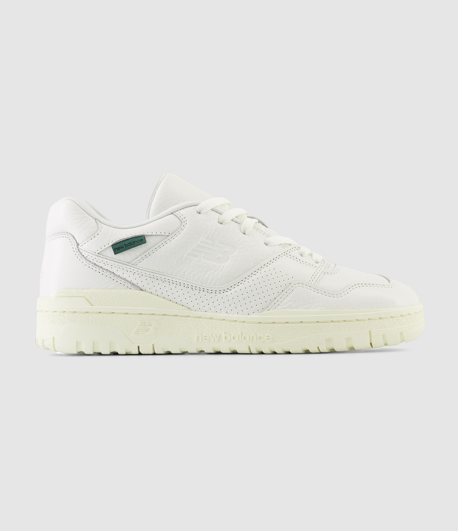 550 Sea Salt trainers