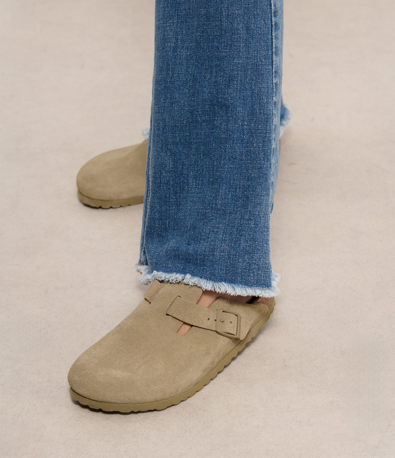 Boston Leve Faded Khaki Clogs