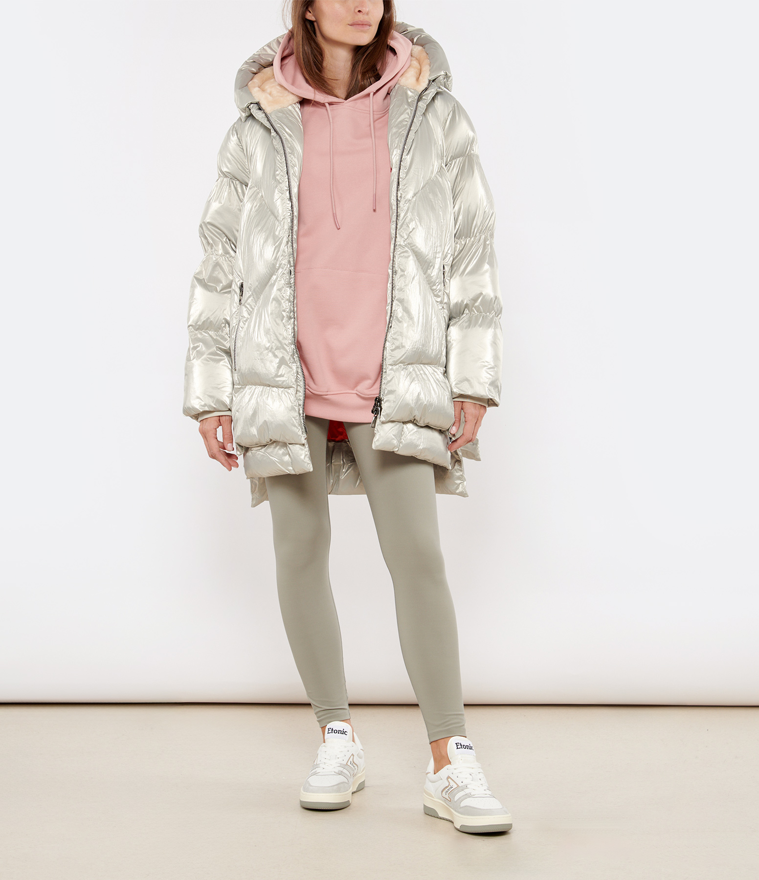 Frost M Milk Metallic Down Jacket