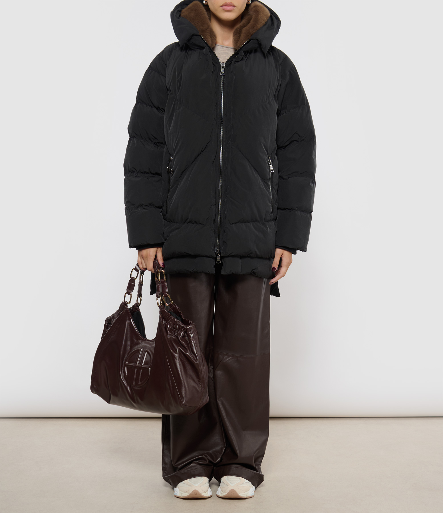 Frost Black Dark Taupe Jacket