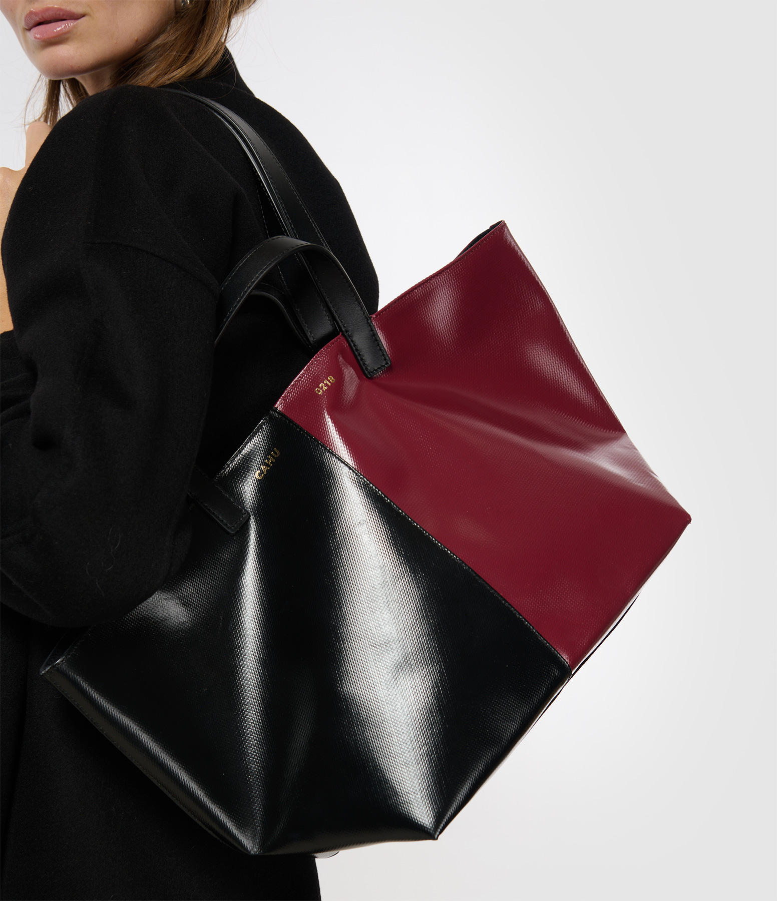 Practical S Tote Bag – Black and Bordeaux Canvas