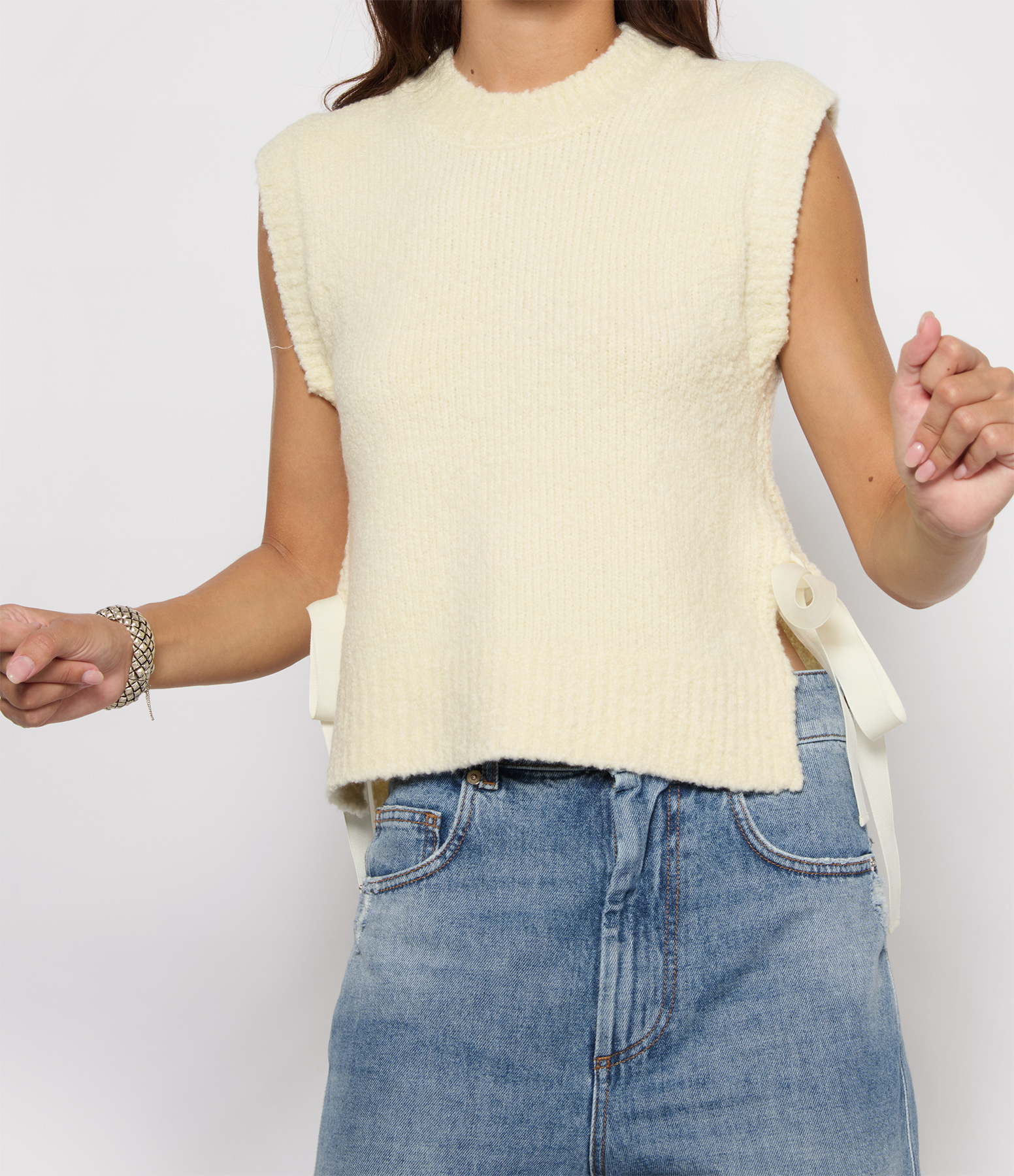 Owen White Sleeveless Jumper