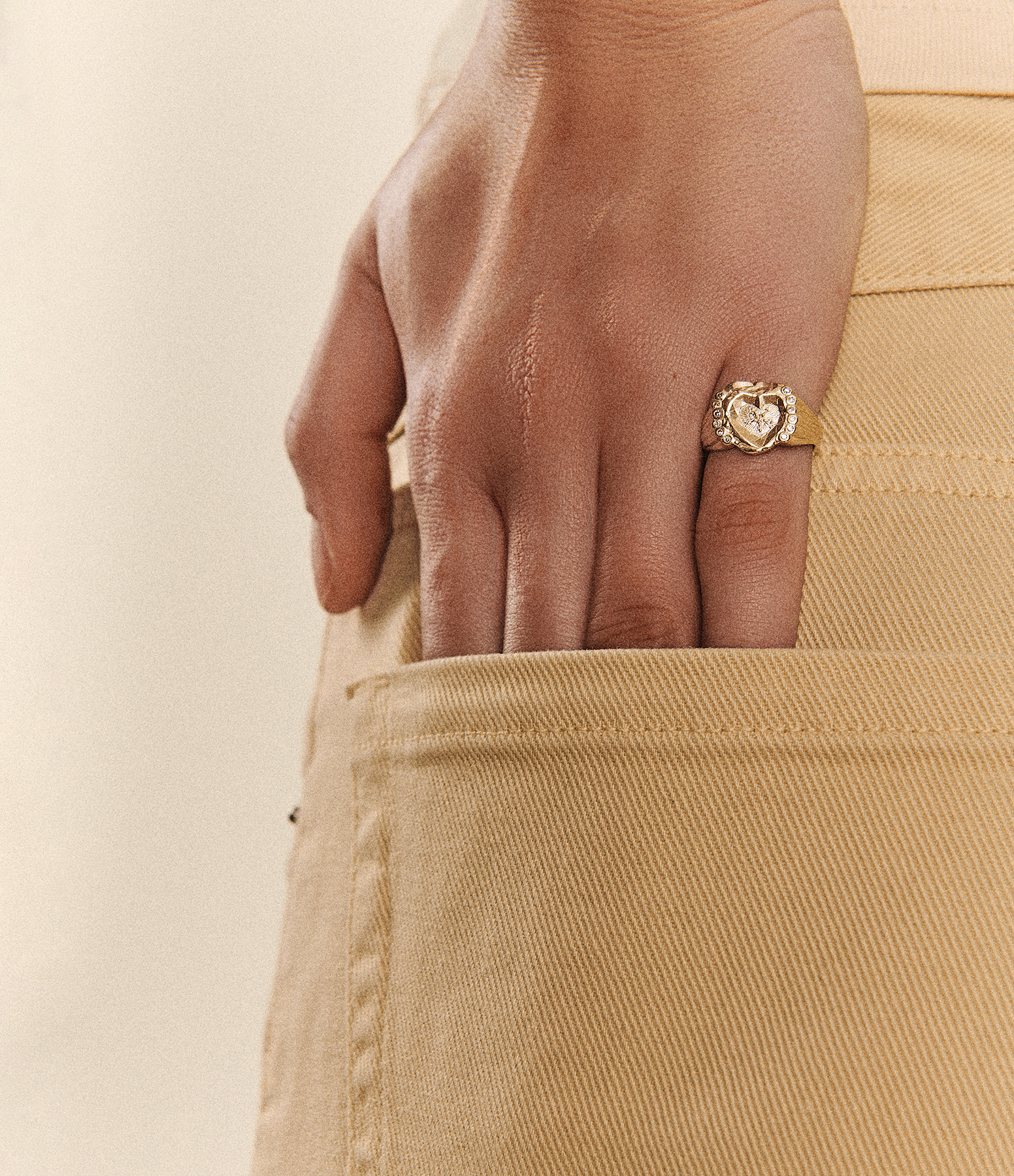 Chiara Diamond Ring in Yellow Gold
