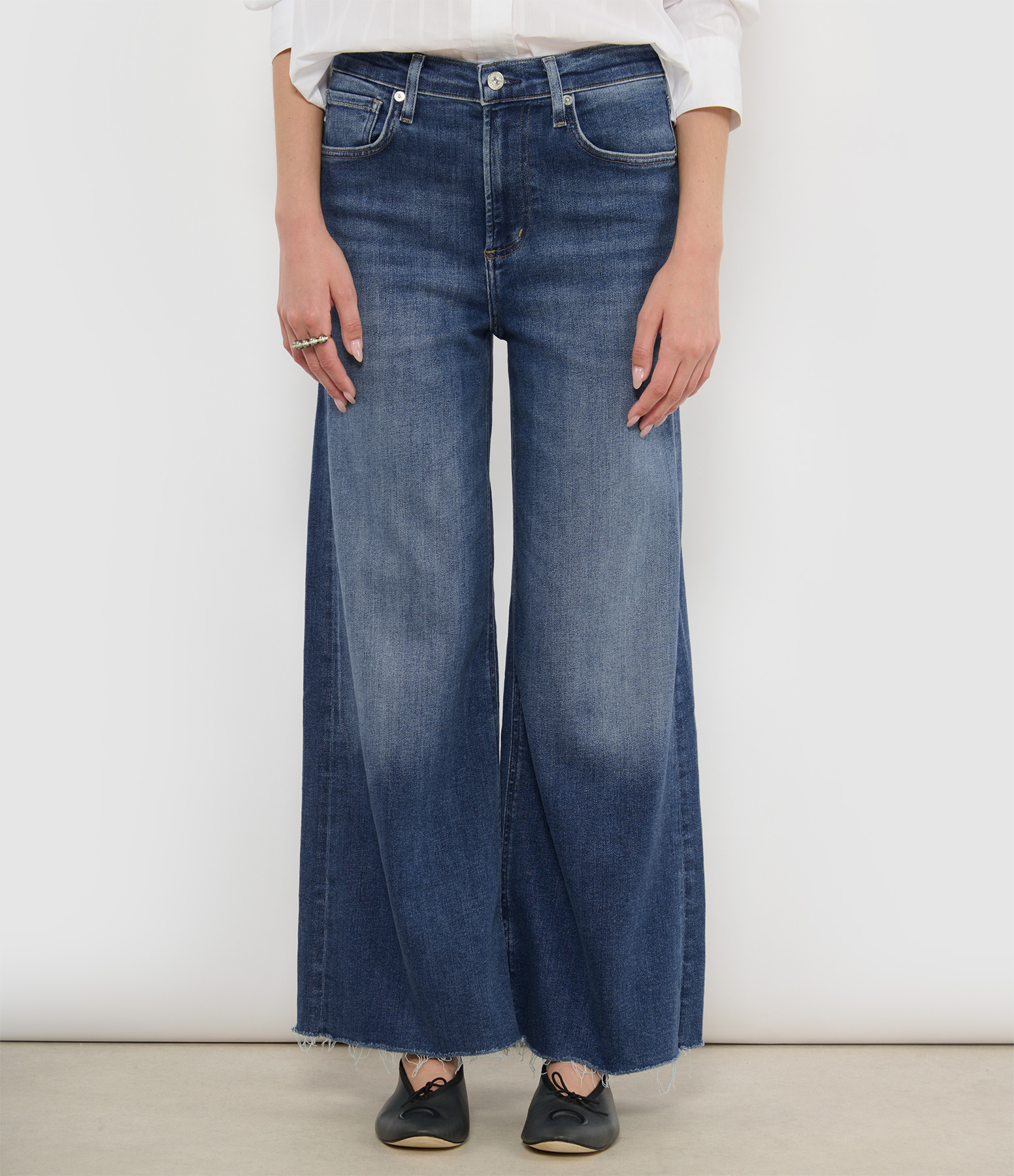 Ambry Wide-Leg Cropped Jeans