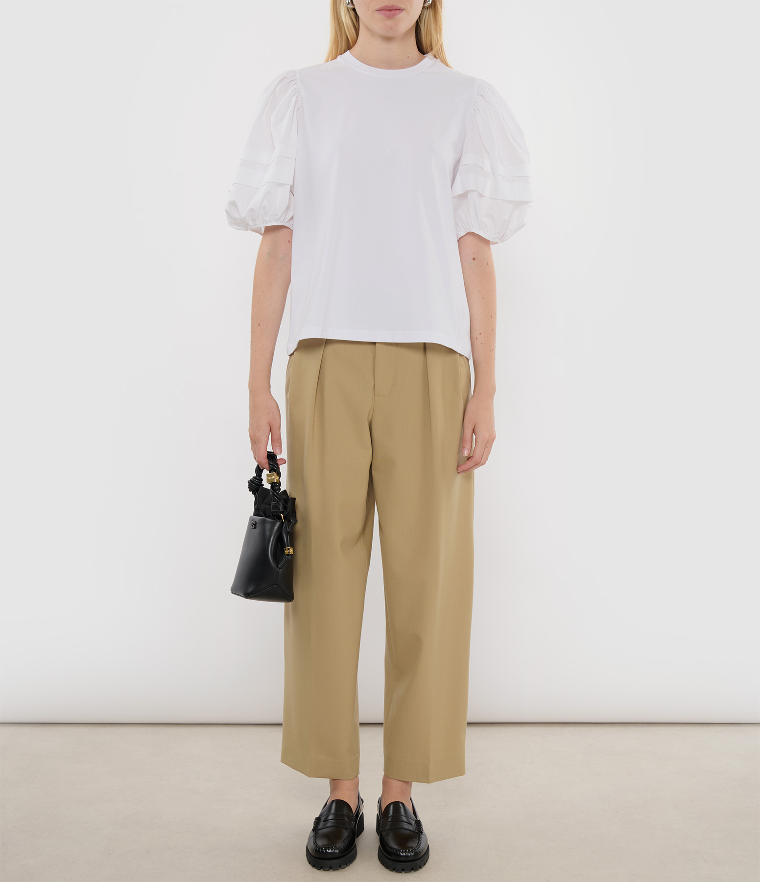 Ruthy Urban Trousers in Beige
