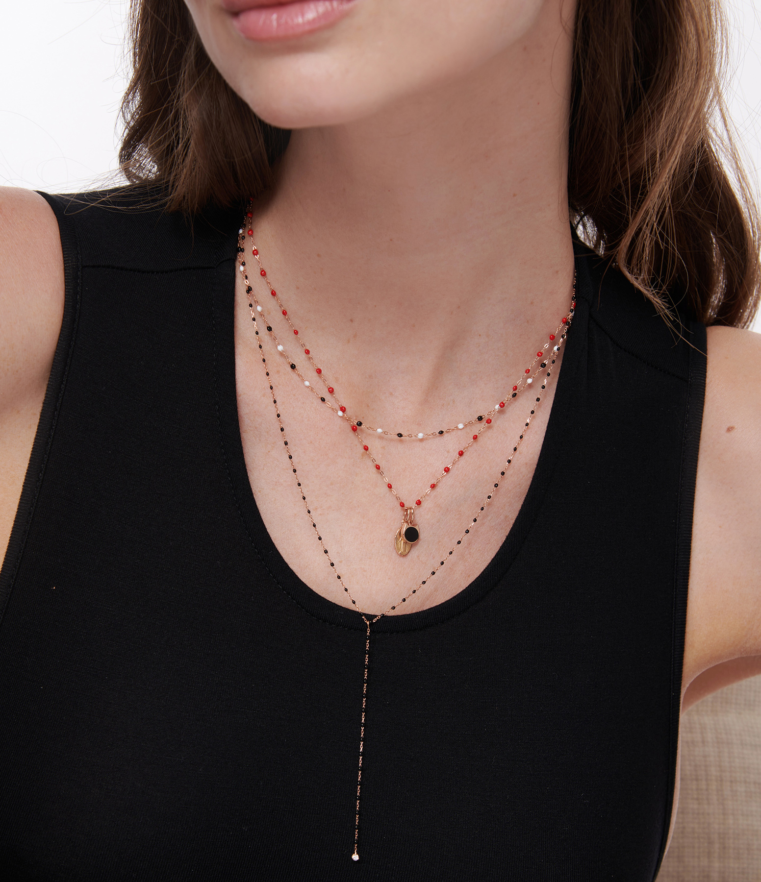 Mini Gold Resin Necklace with 1 Diamond