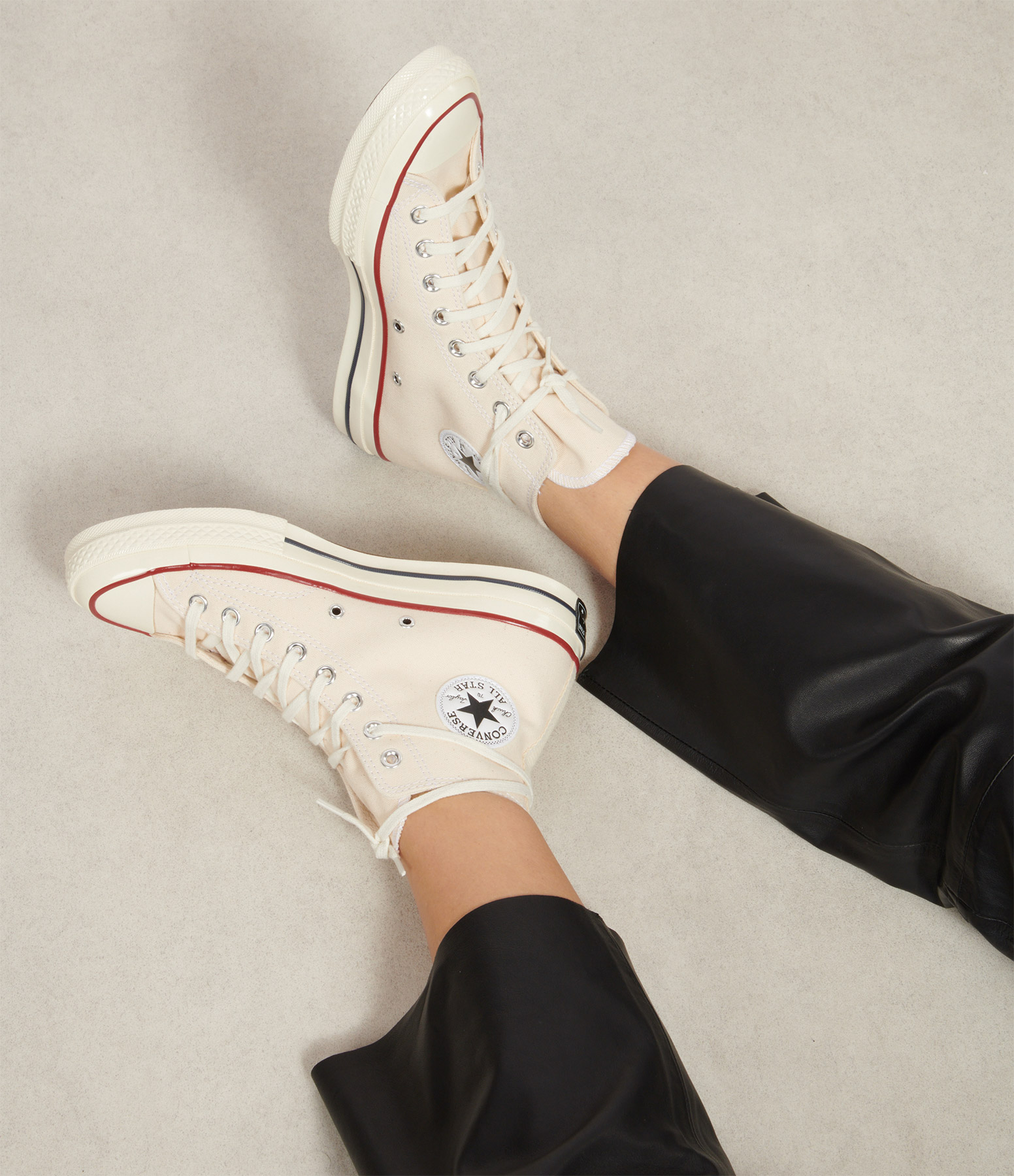 Chuck 70 HI Sand trainers