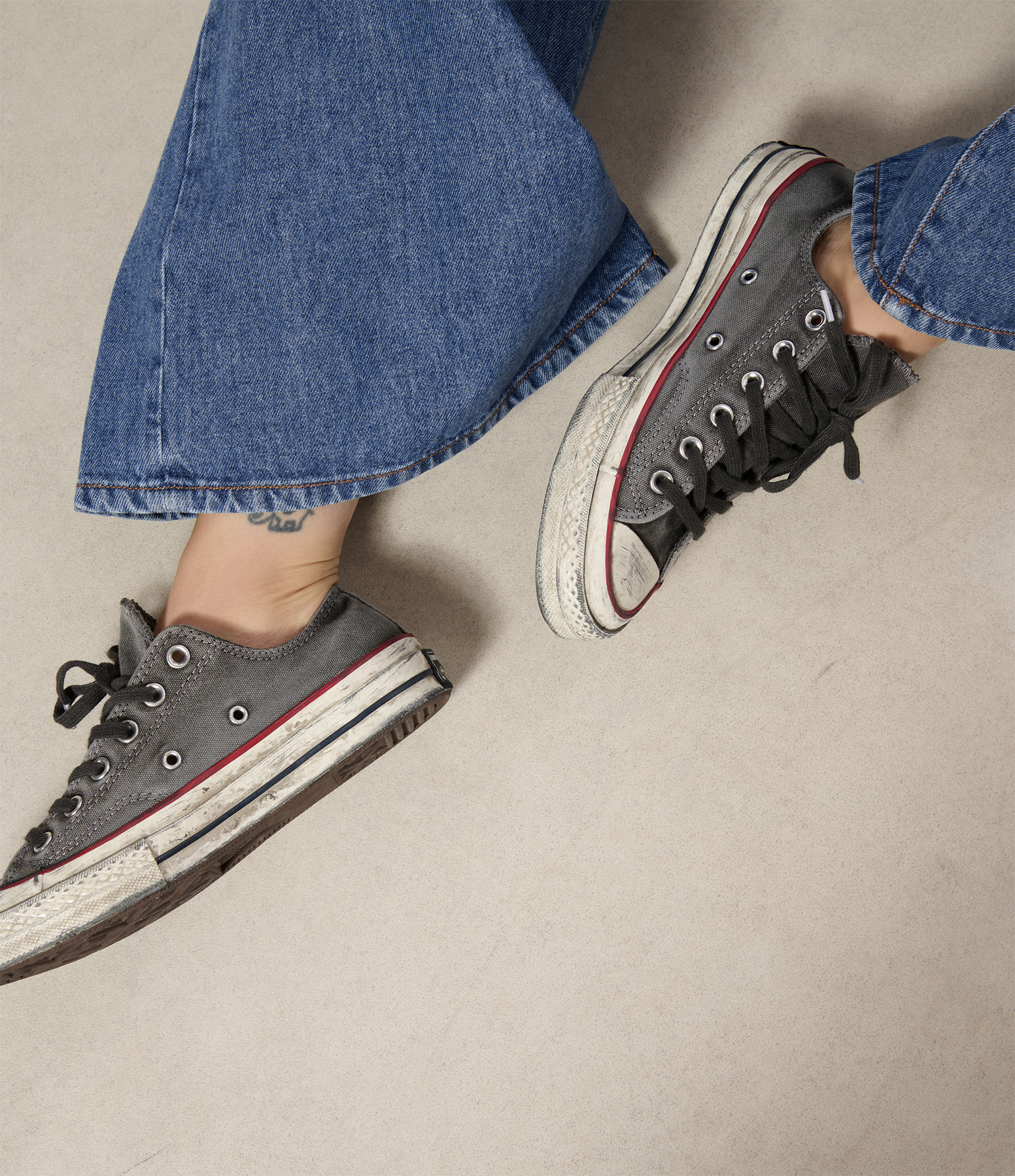 Chuck 70 Canvas LTD Ox White Smoke In trainers