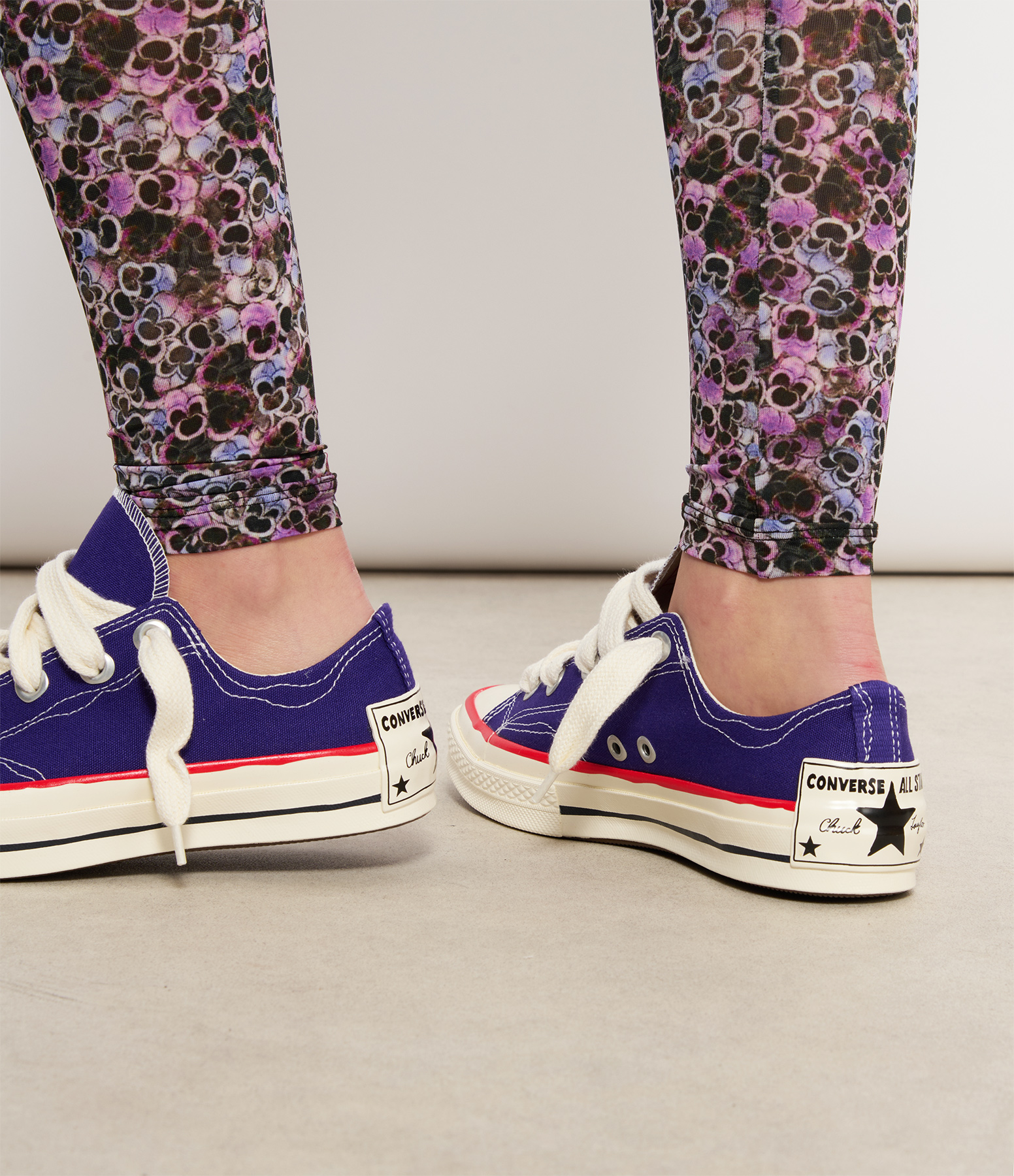 Chuck 70 OX Purple trainers