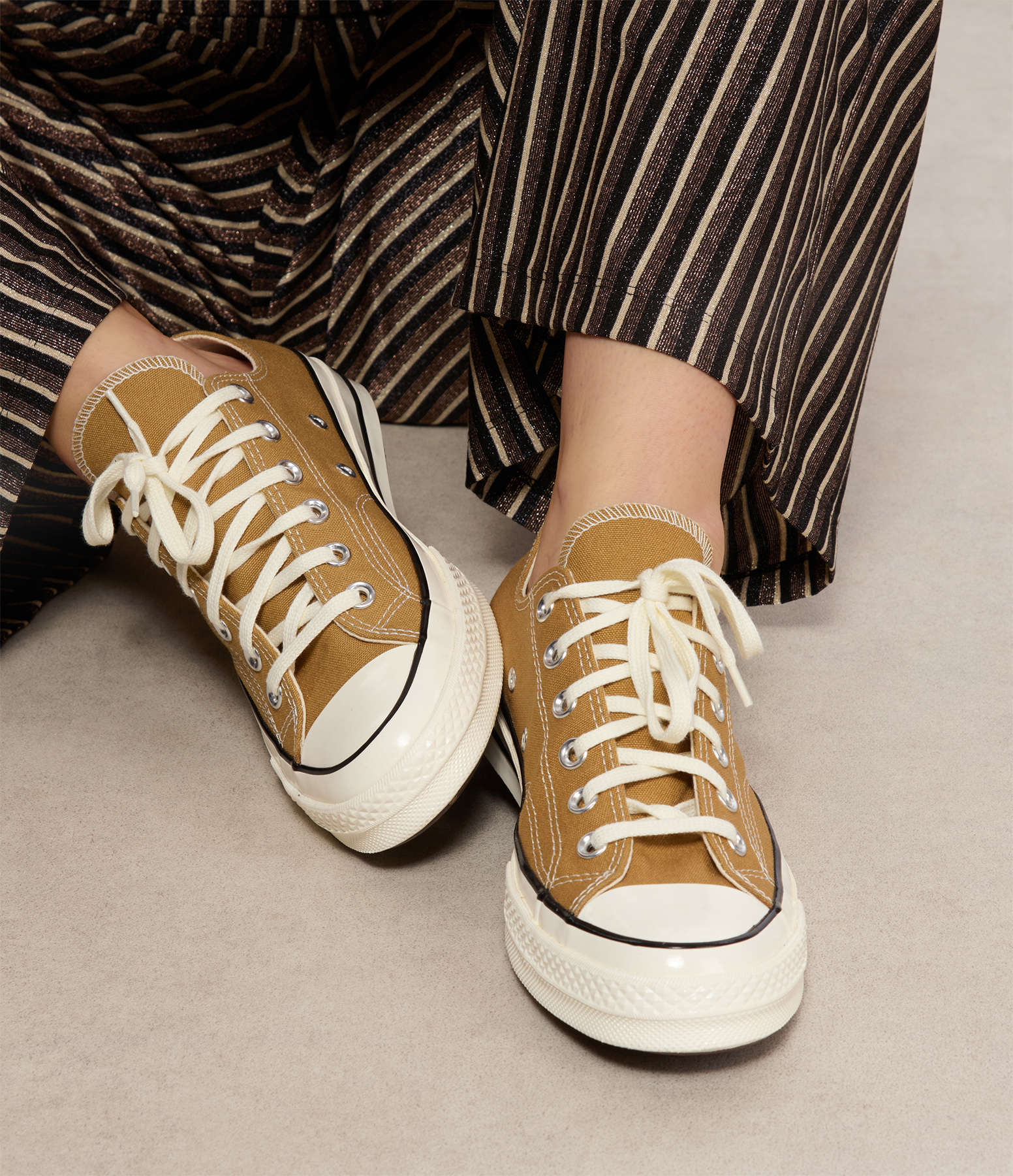 Chuck 70 Ox Toadstool Tan Egret trainers
