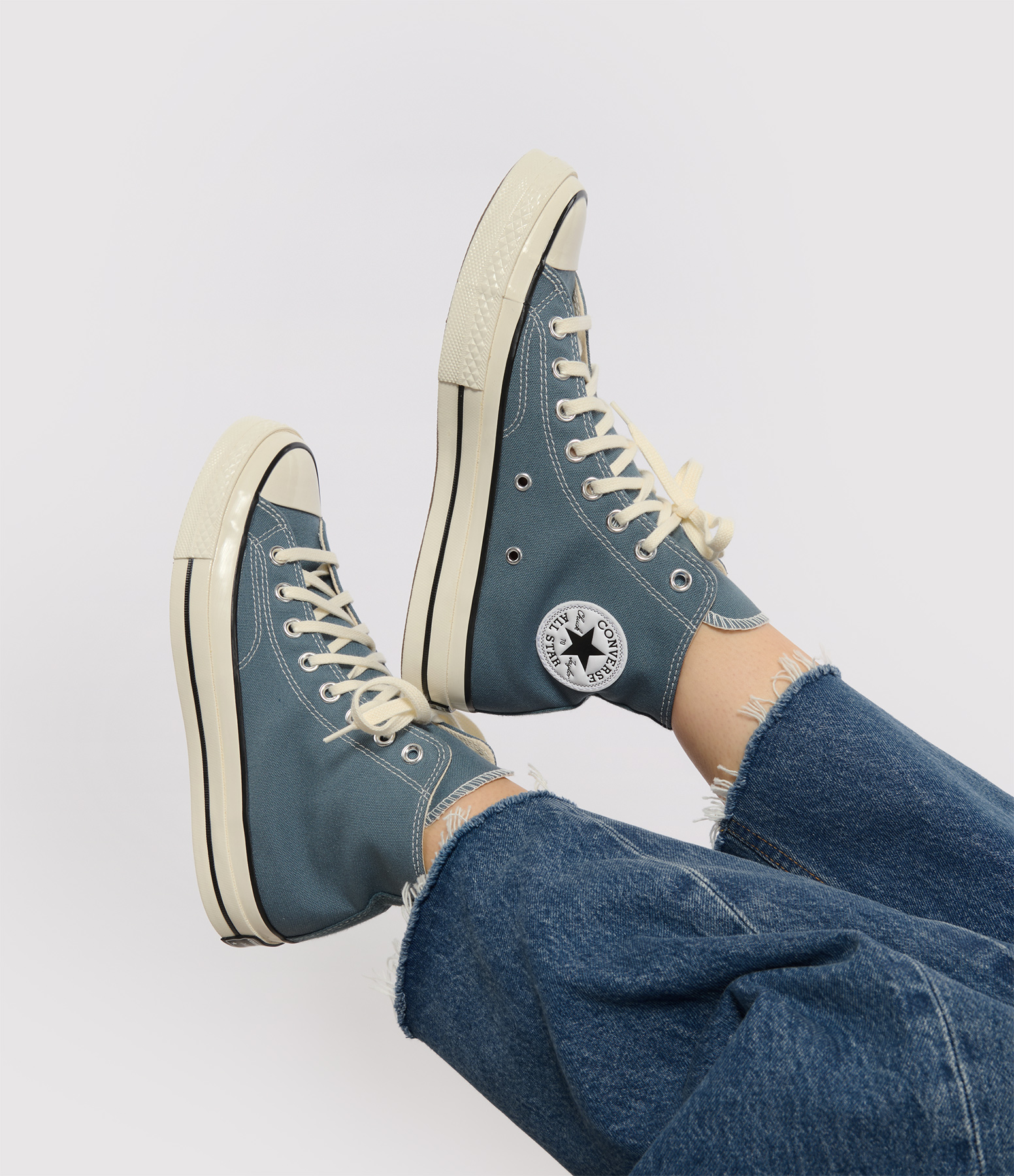 Chuck 70 Hi Newtral Teal Egret trainers