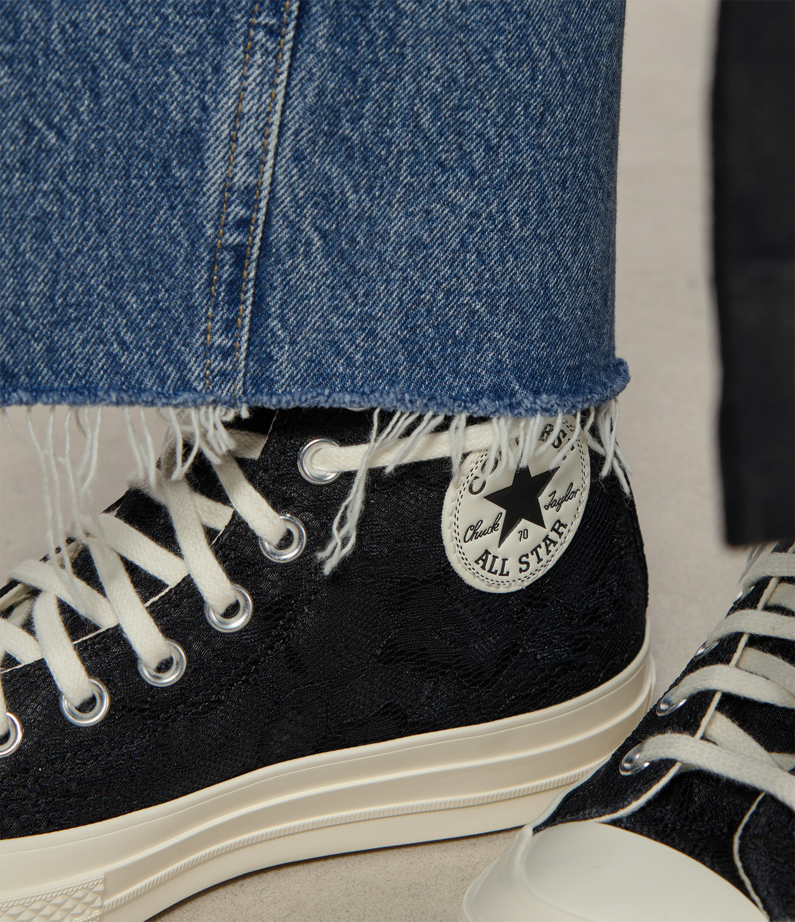 Chuck 70 Hi Black Total Eclipse Egret trainers